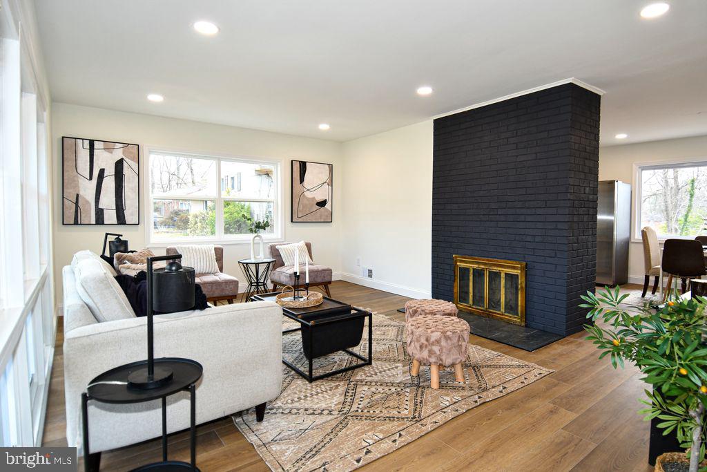 NORTH SPRINGFIELD - Residential