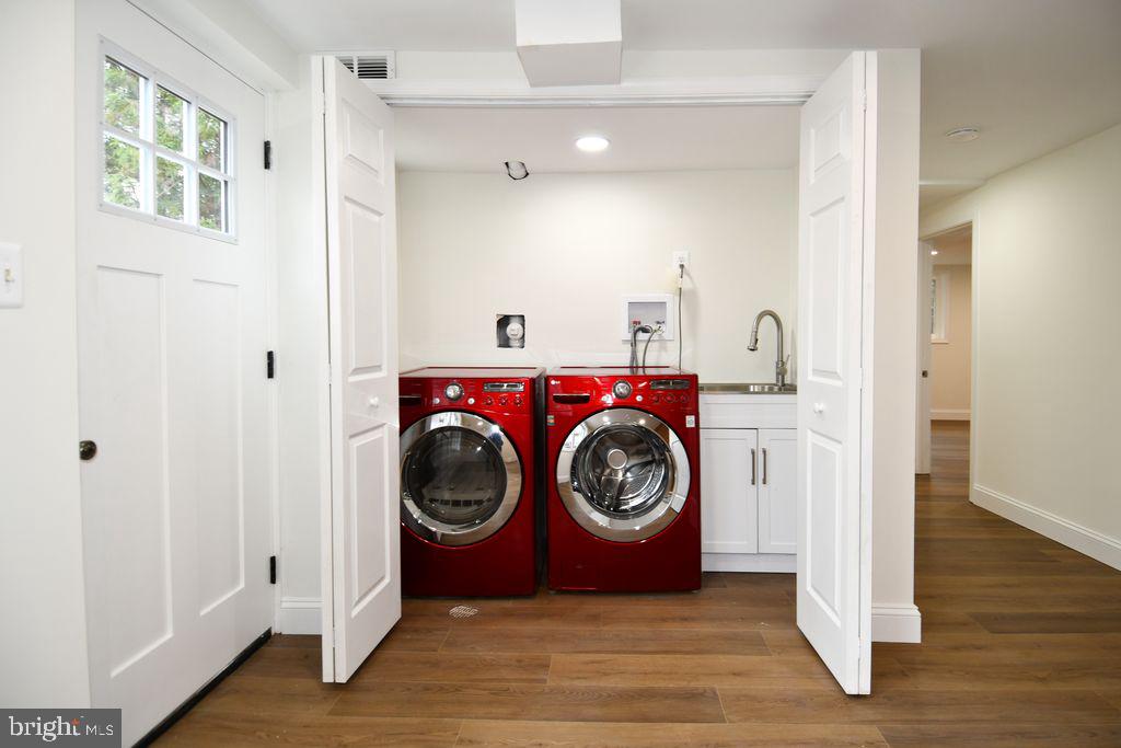 NORTH SPRINGFIELD - Residential