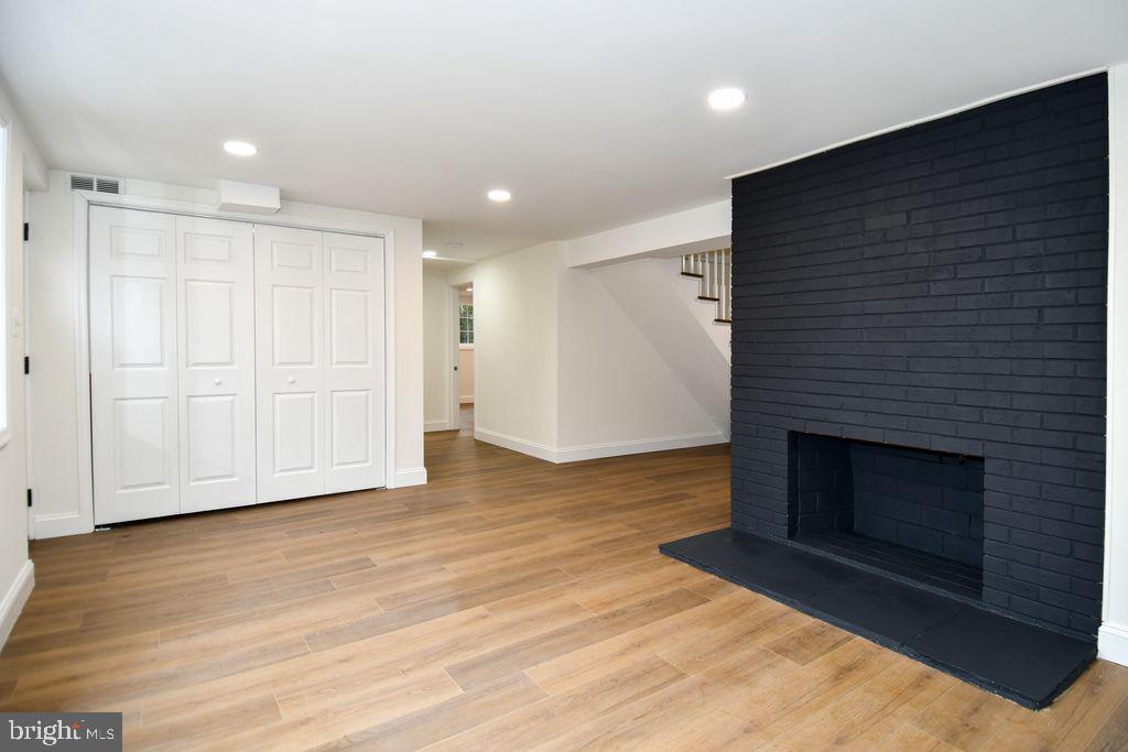 NORTH SPRINGFIELD - Residential