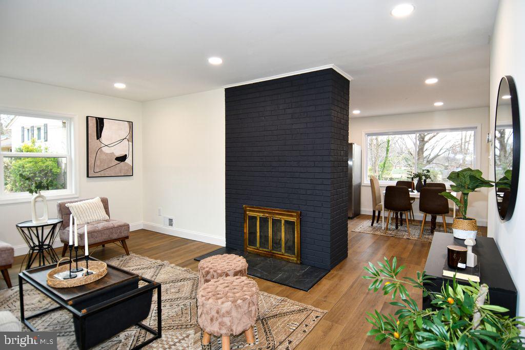 NORTH SPRINGFIELD - Residential