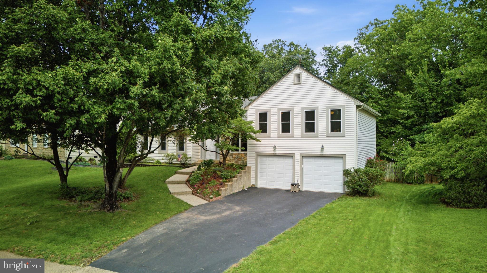 15104 HONSENA DRIVE