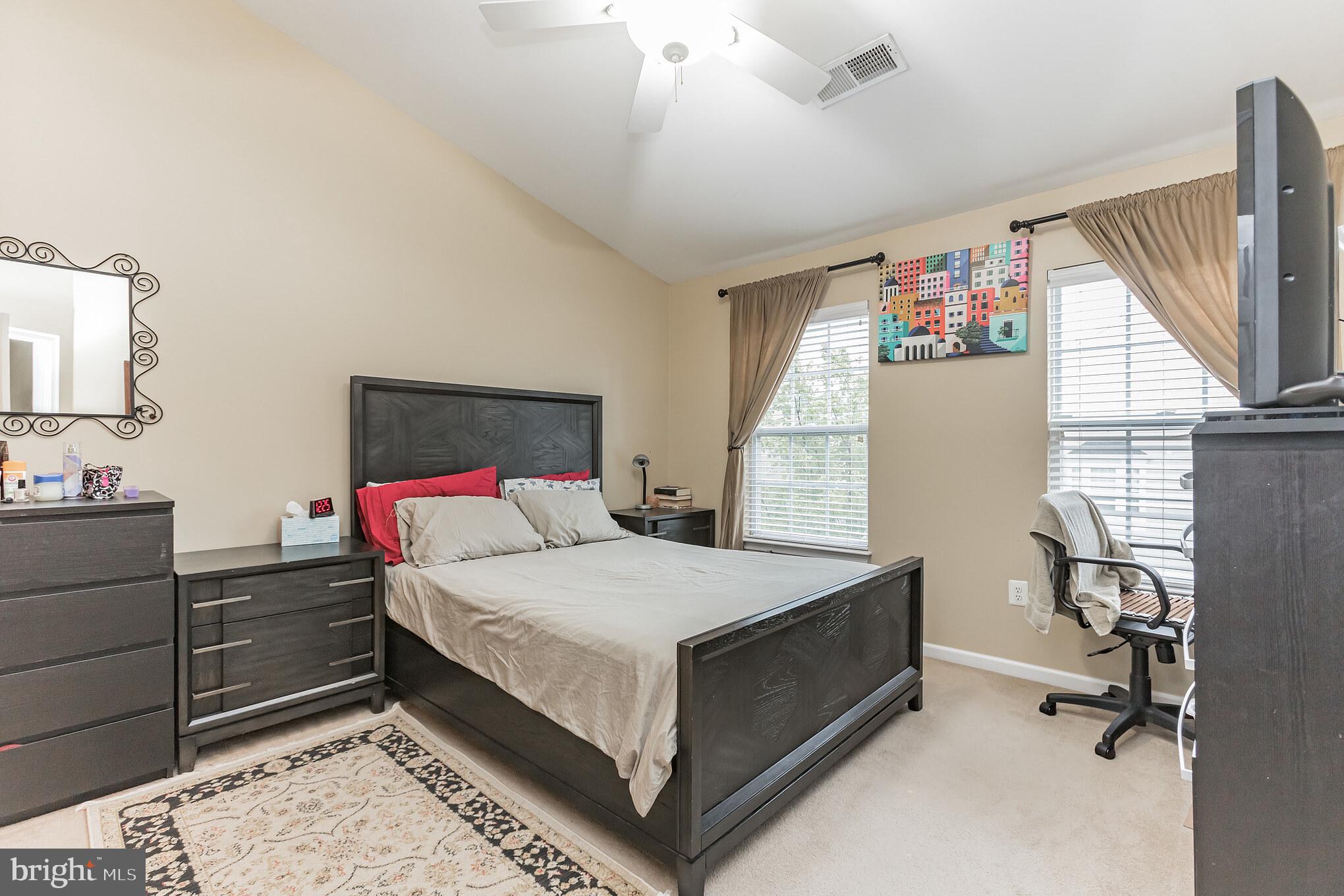 MCNAIR FARMS LANDBAY 11 - Residential