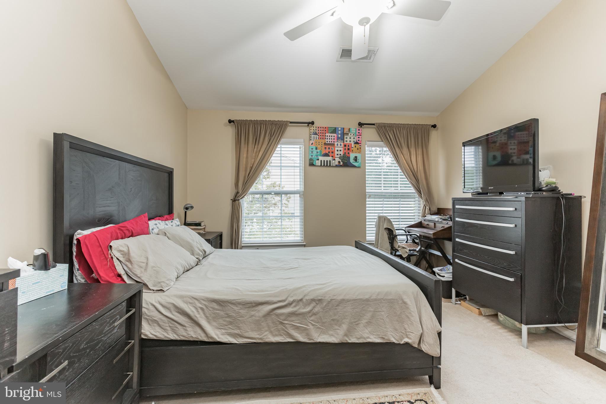 MCNAIR FARMS LANDBAY 11 - Residential