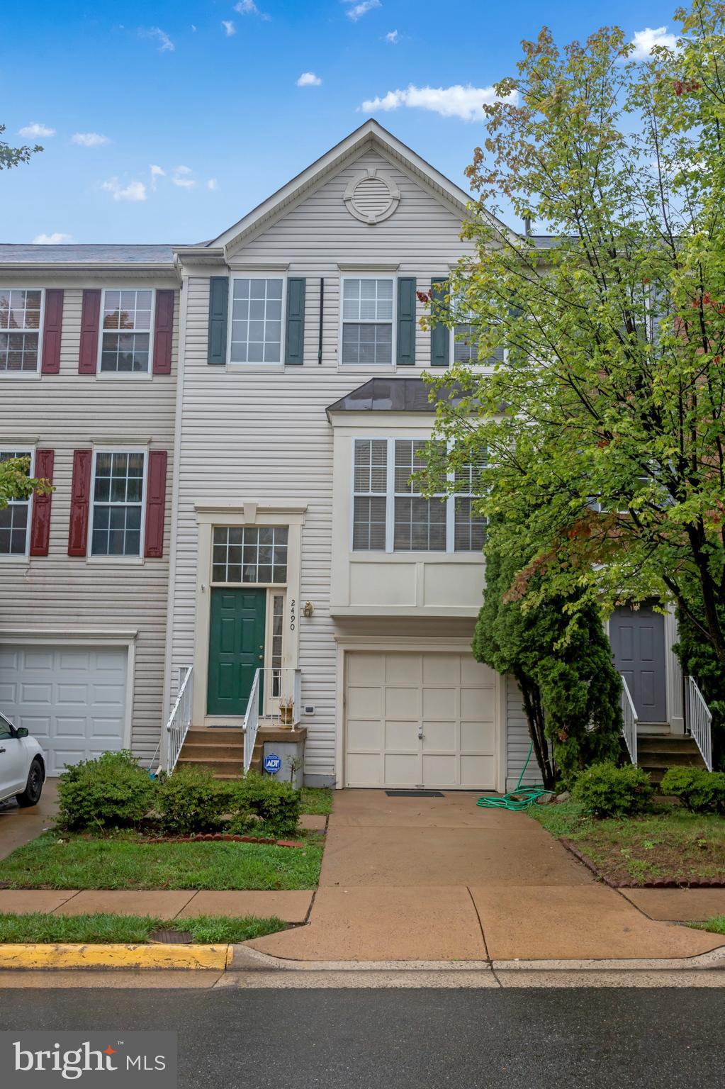 MCNAIR FARMS LANDBAY 11 - Residential