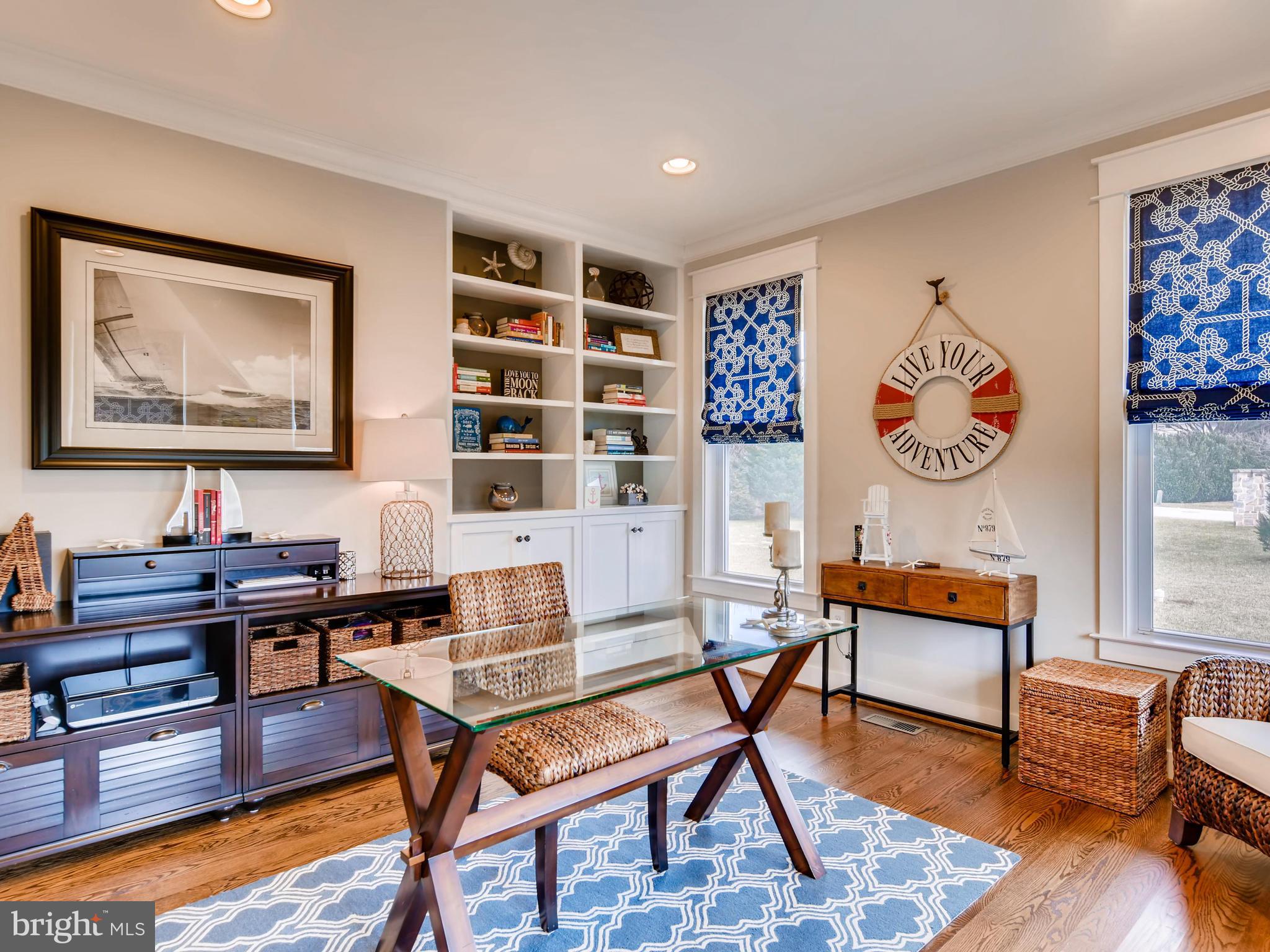 BRIAR KNOLL - Residential