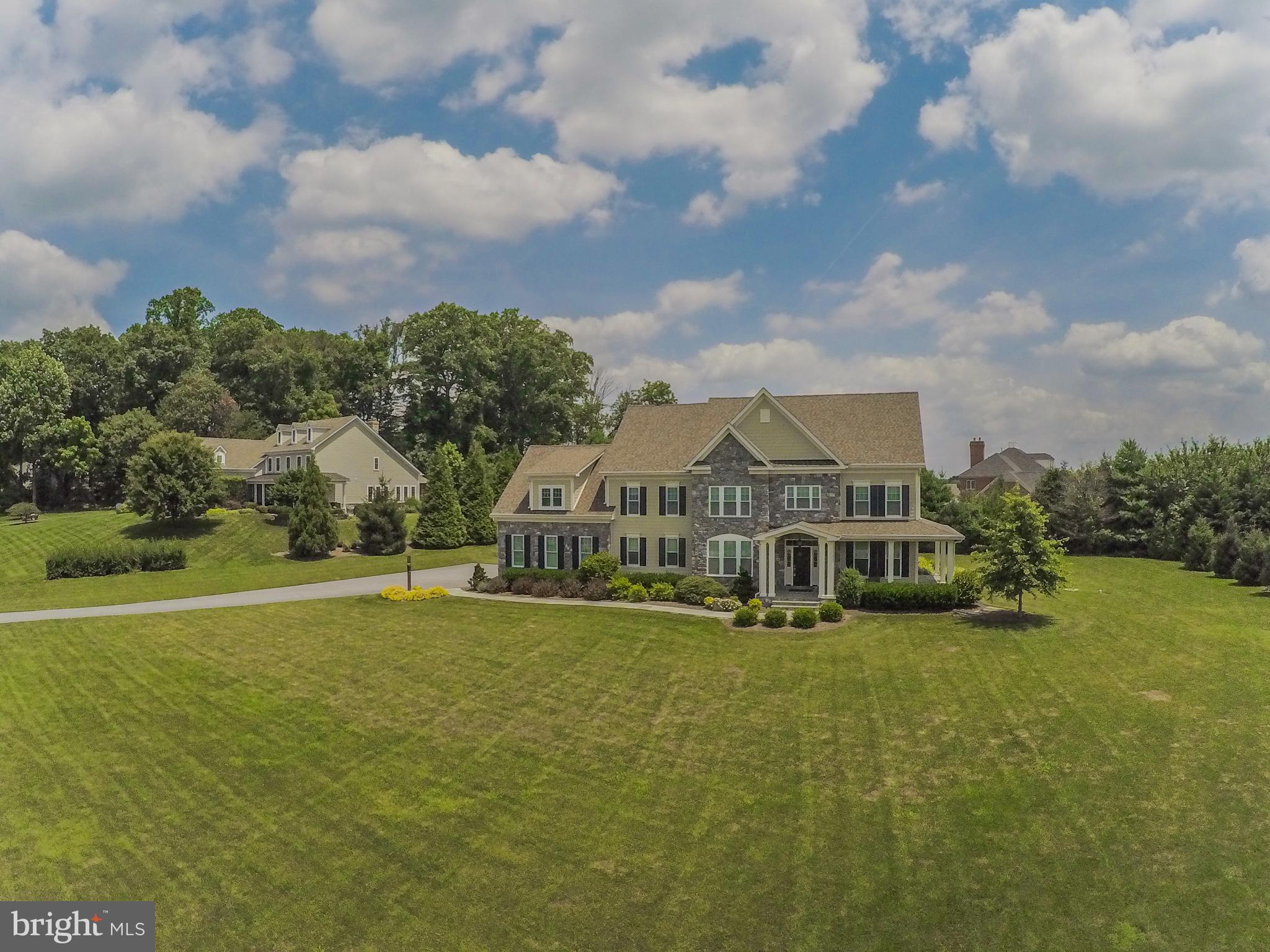 BRIAR KNOLL - Residential