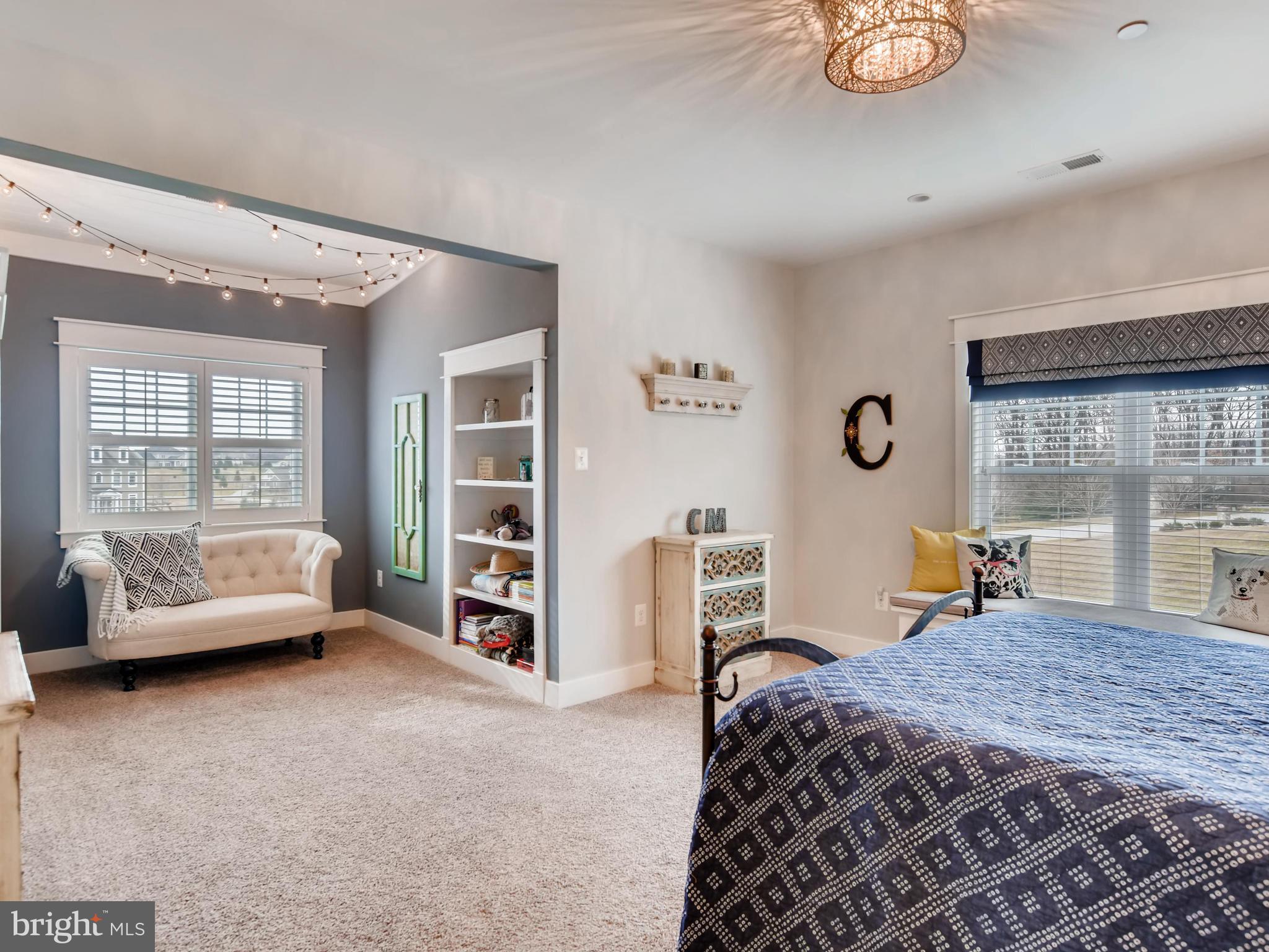 BRIAR KNOLL - Residential