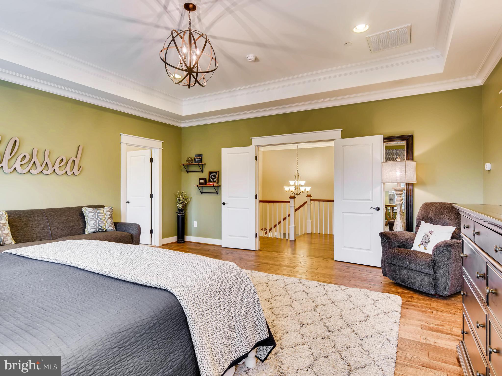 BRIAR KNOLL - Residential