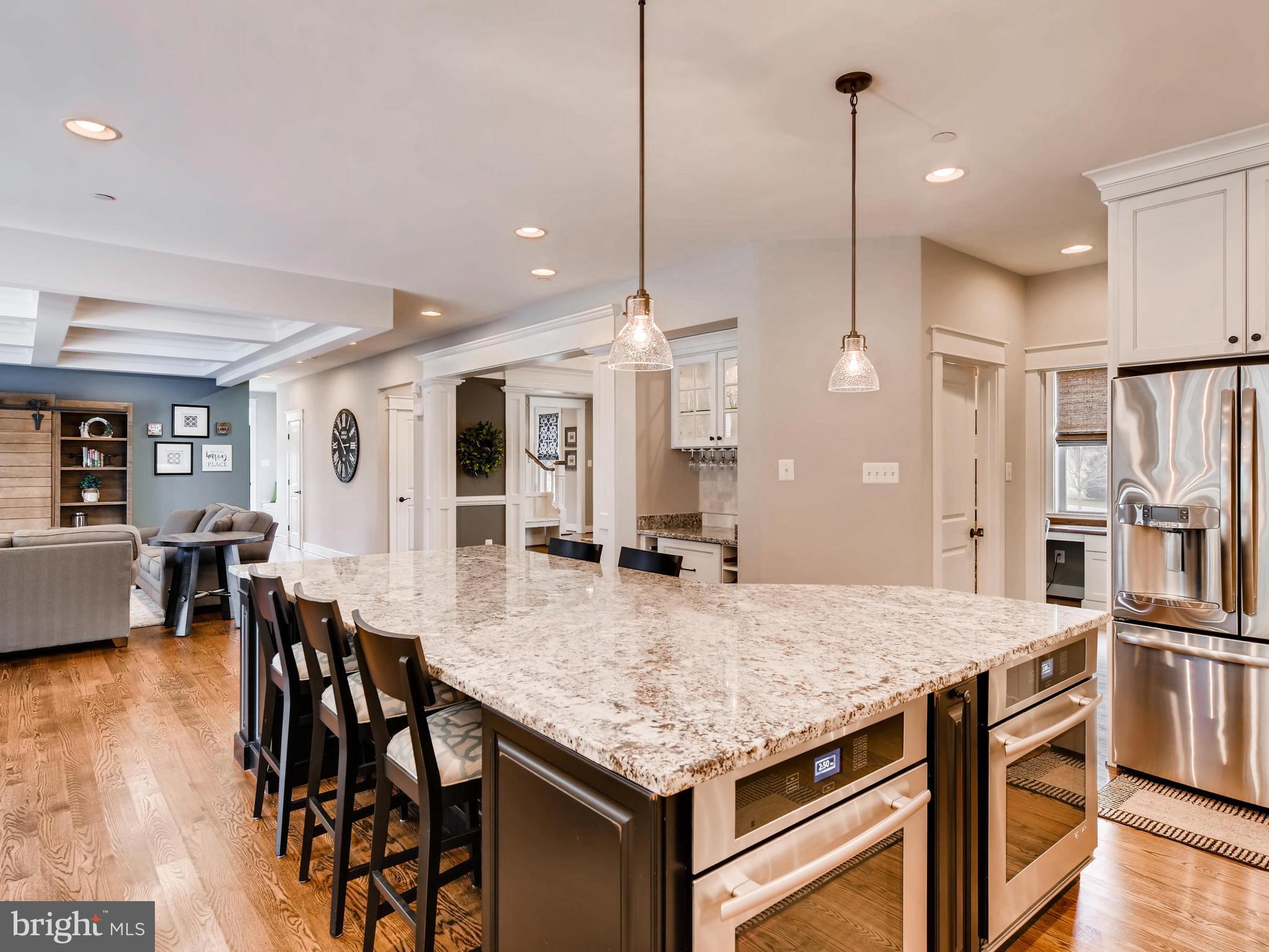 BRIAR KNOLL - Residential