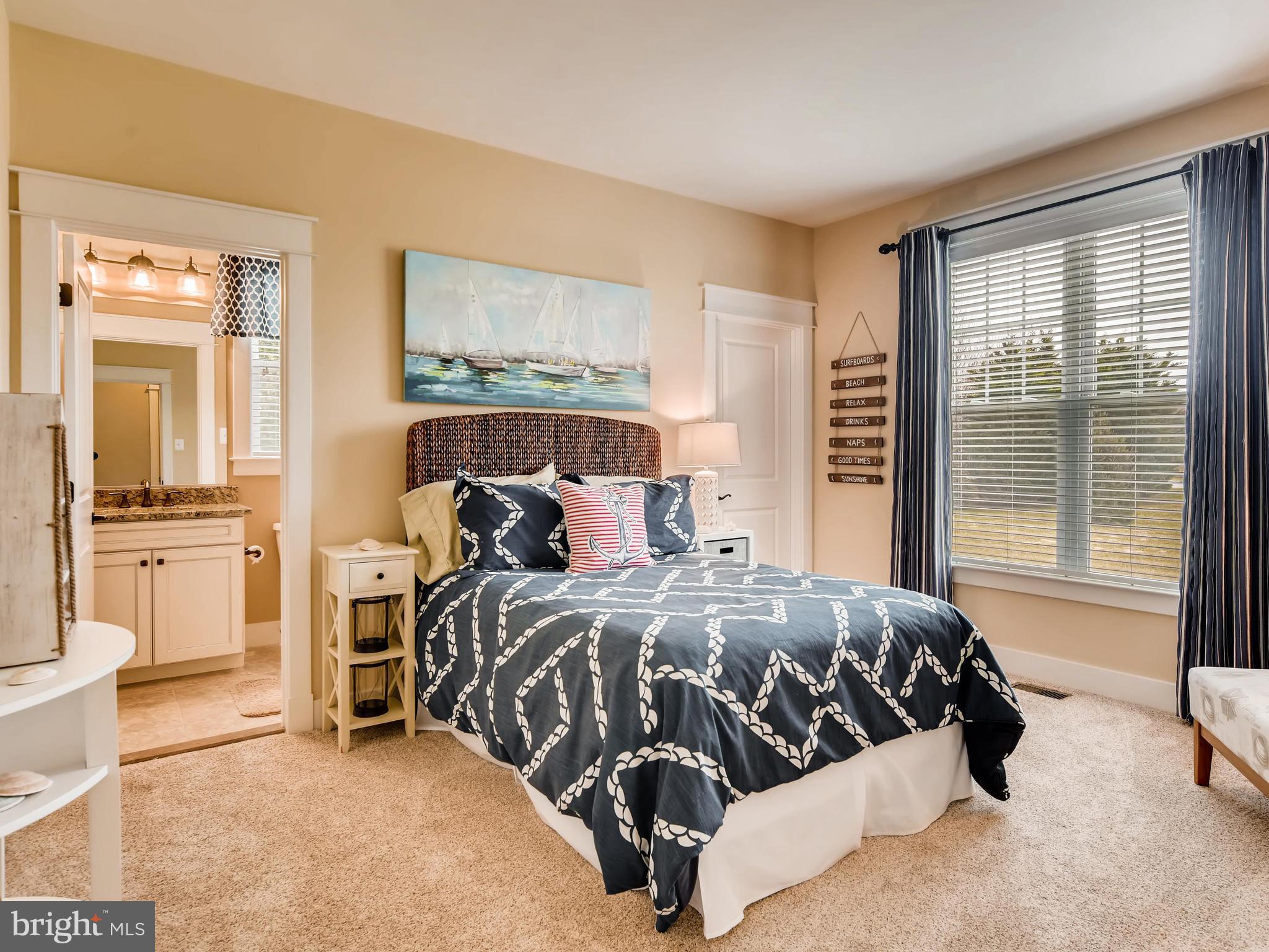 BRIAR KNOLL - Residential