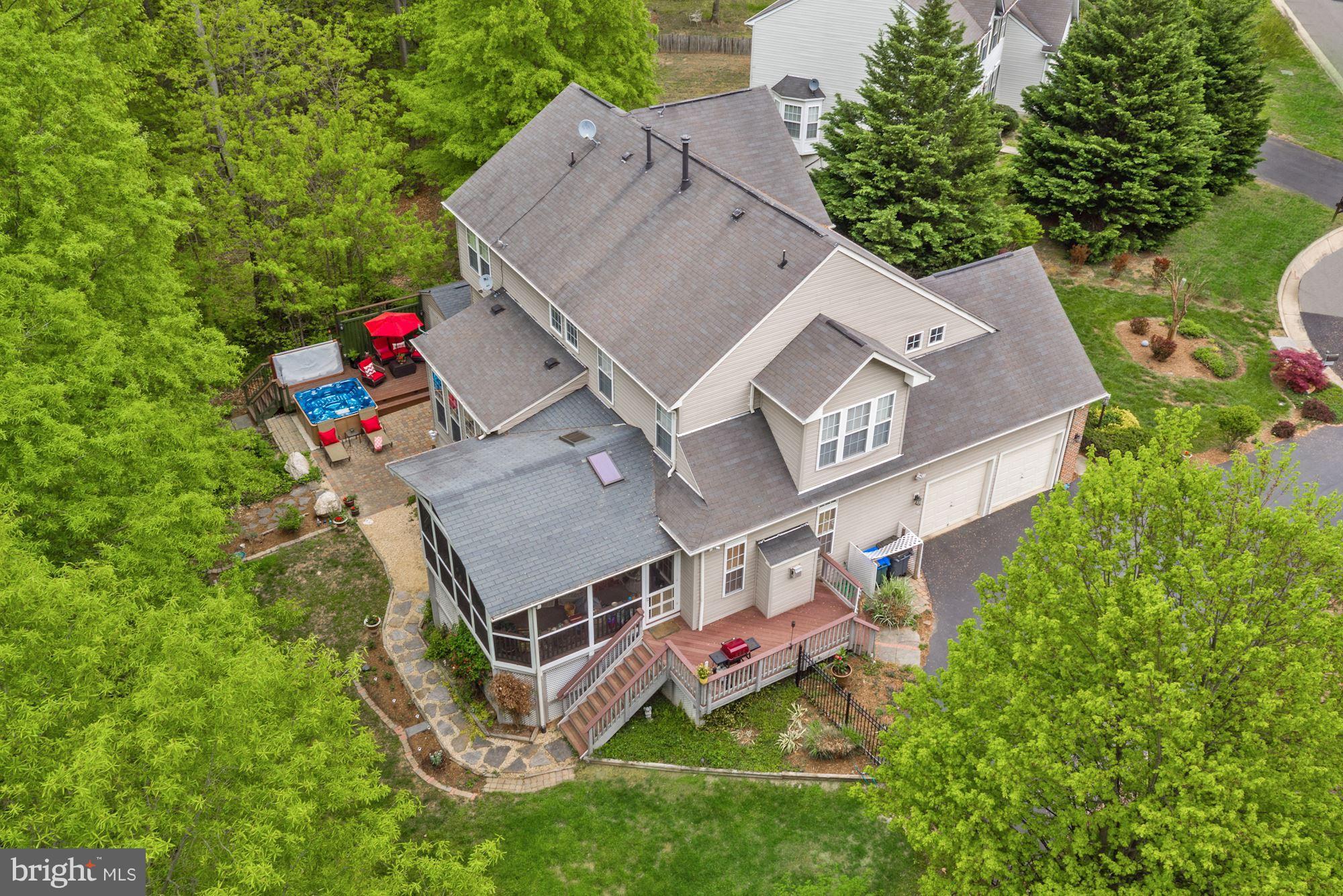 DAWSON LANDING - Residential