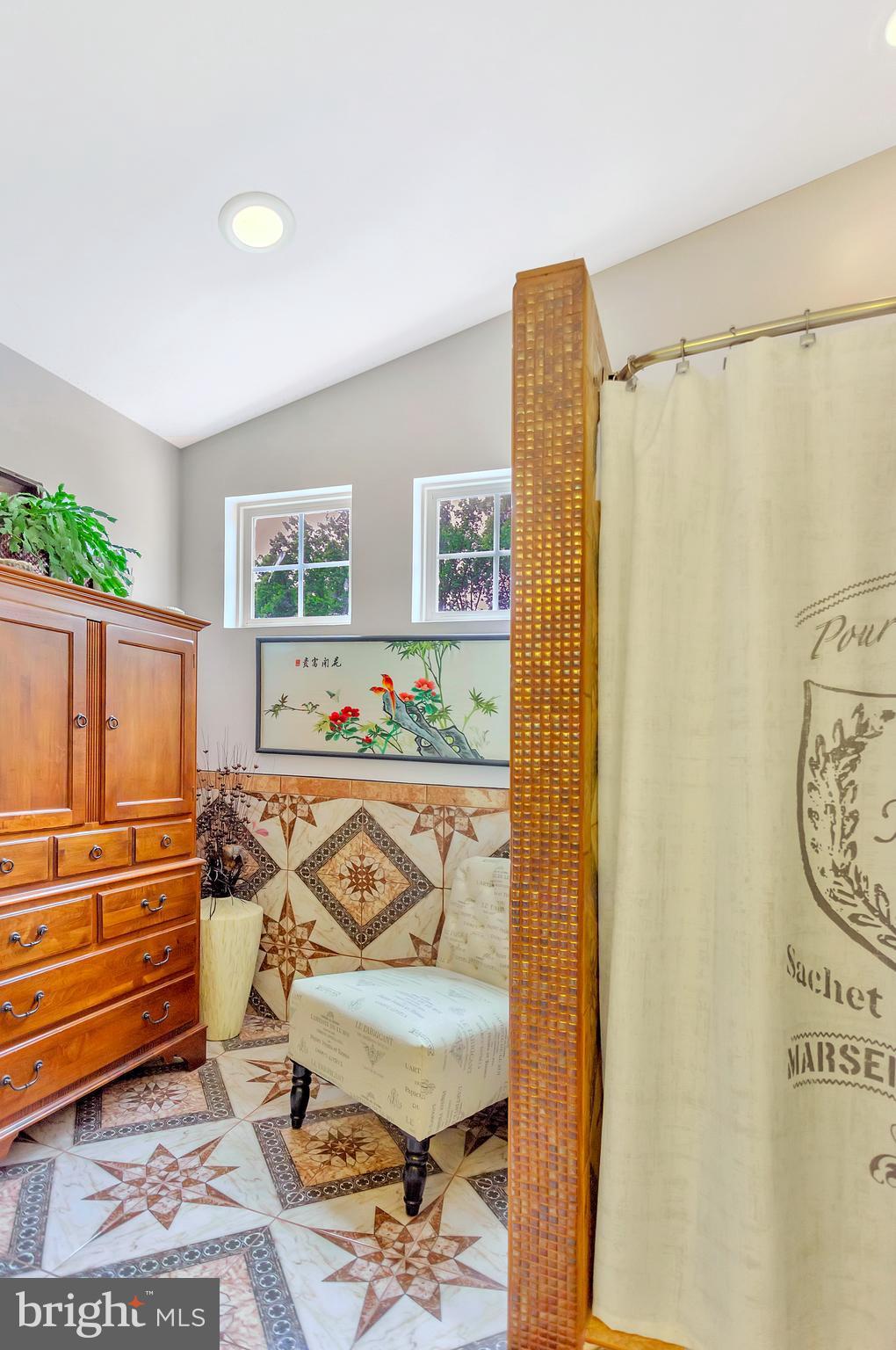 DAWSON LANDING - Residential