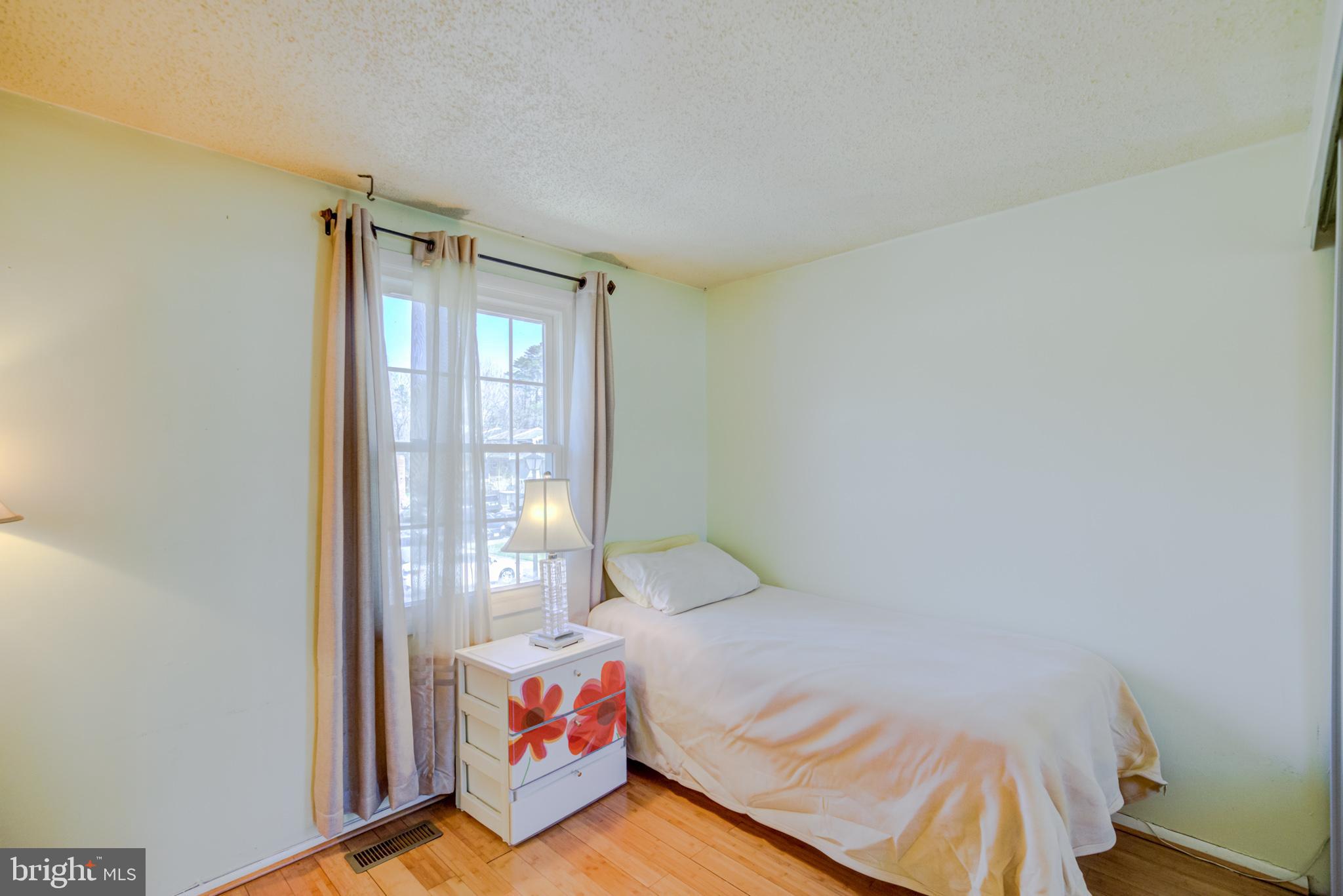 NEWINGTON FOREST - Residential