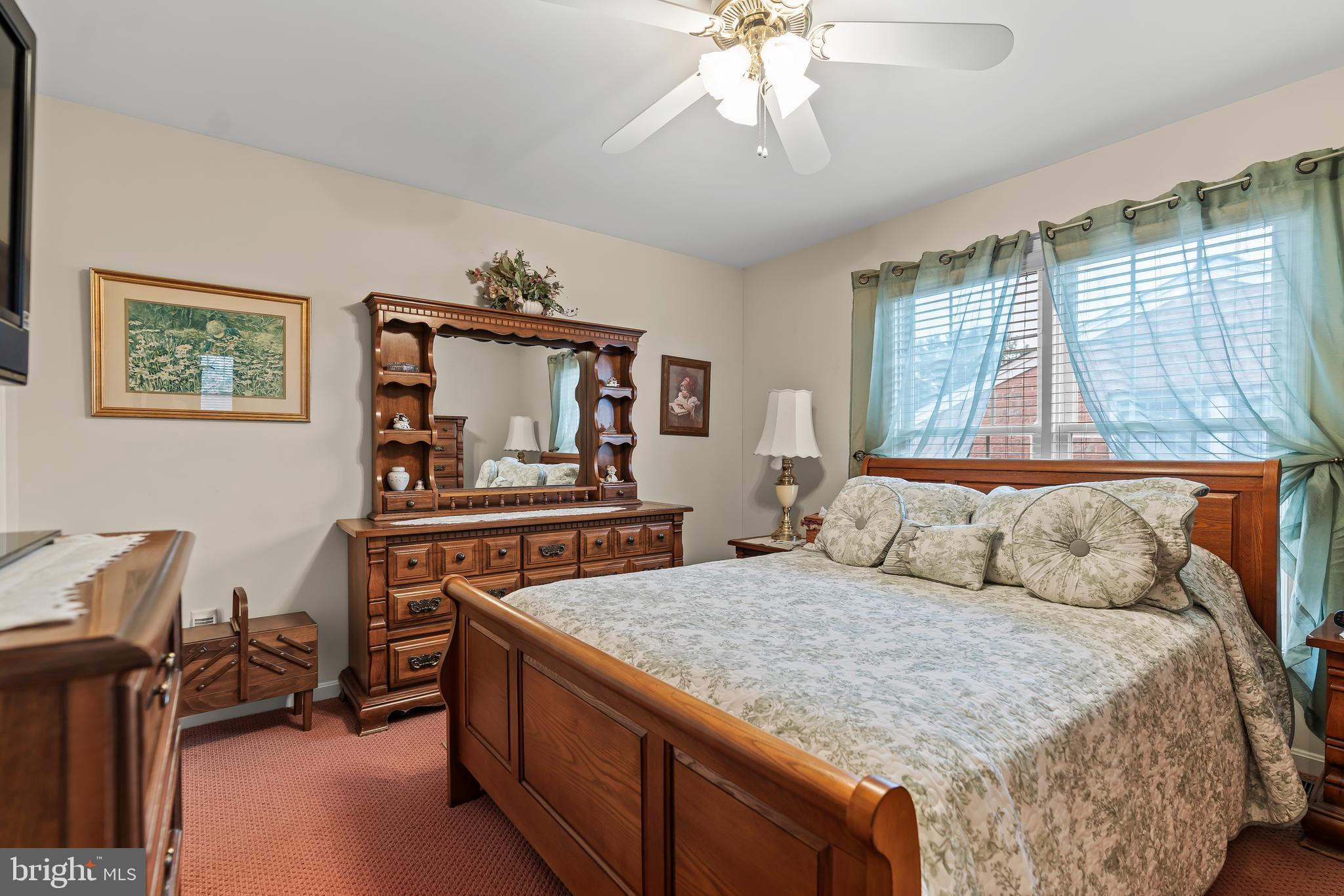 GREENWICH PARK - Residential