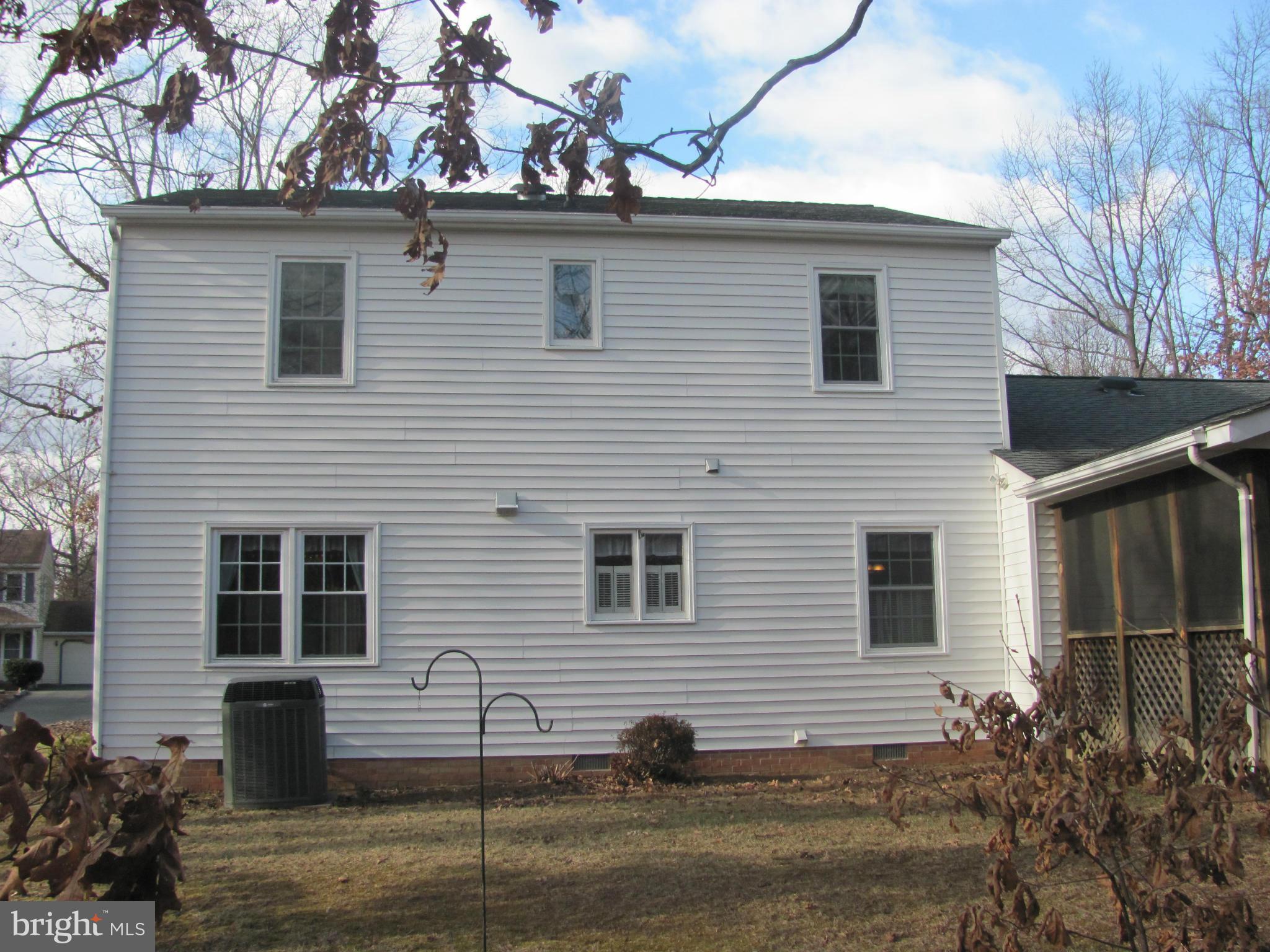 LEAVELLS CROSSING - Residential