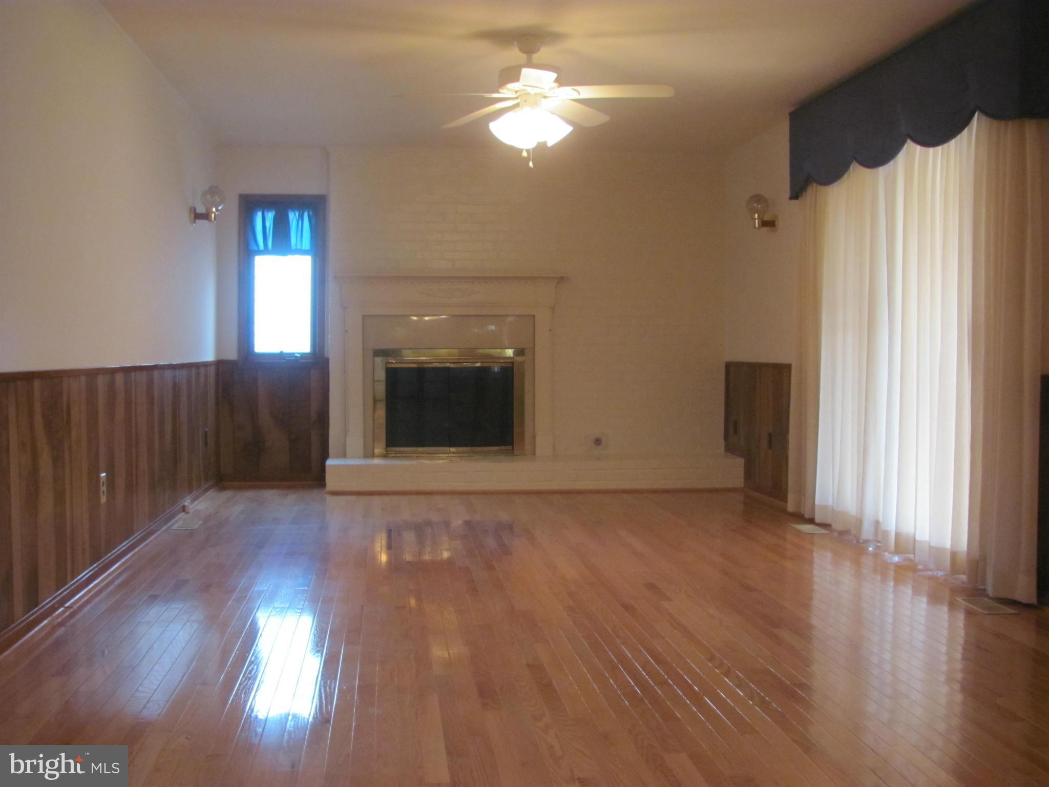 LEAVELLS CROSSING - Residential