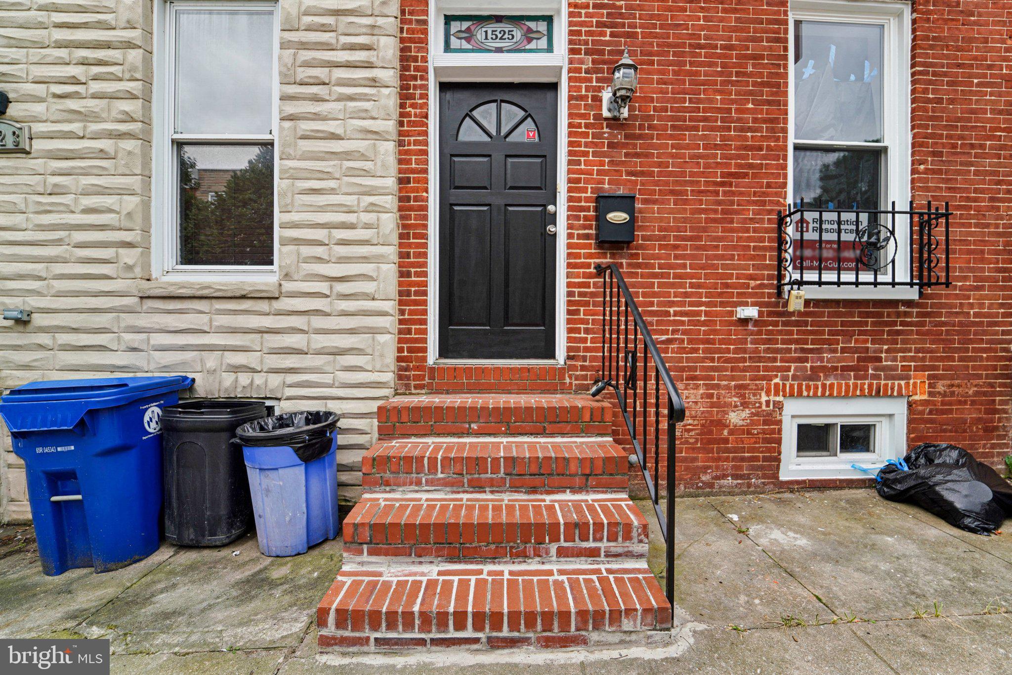 Totally renovated 3 bedroom, 2.5 bath townhome located in Union Square! New kitchen, all new bathrooms, New appliances, Stainless Steel appliances, you name it! Close to Hollins Market, B & O museum, M & T Stadium, restaurants, and shopping. More details to follow.................