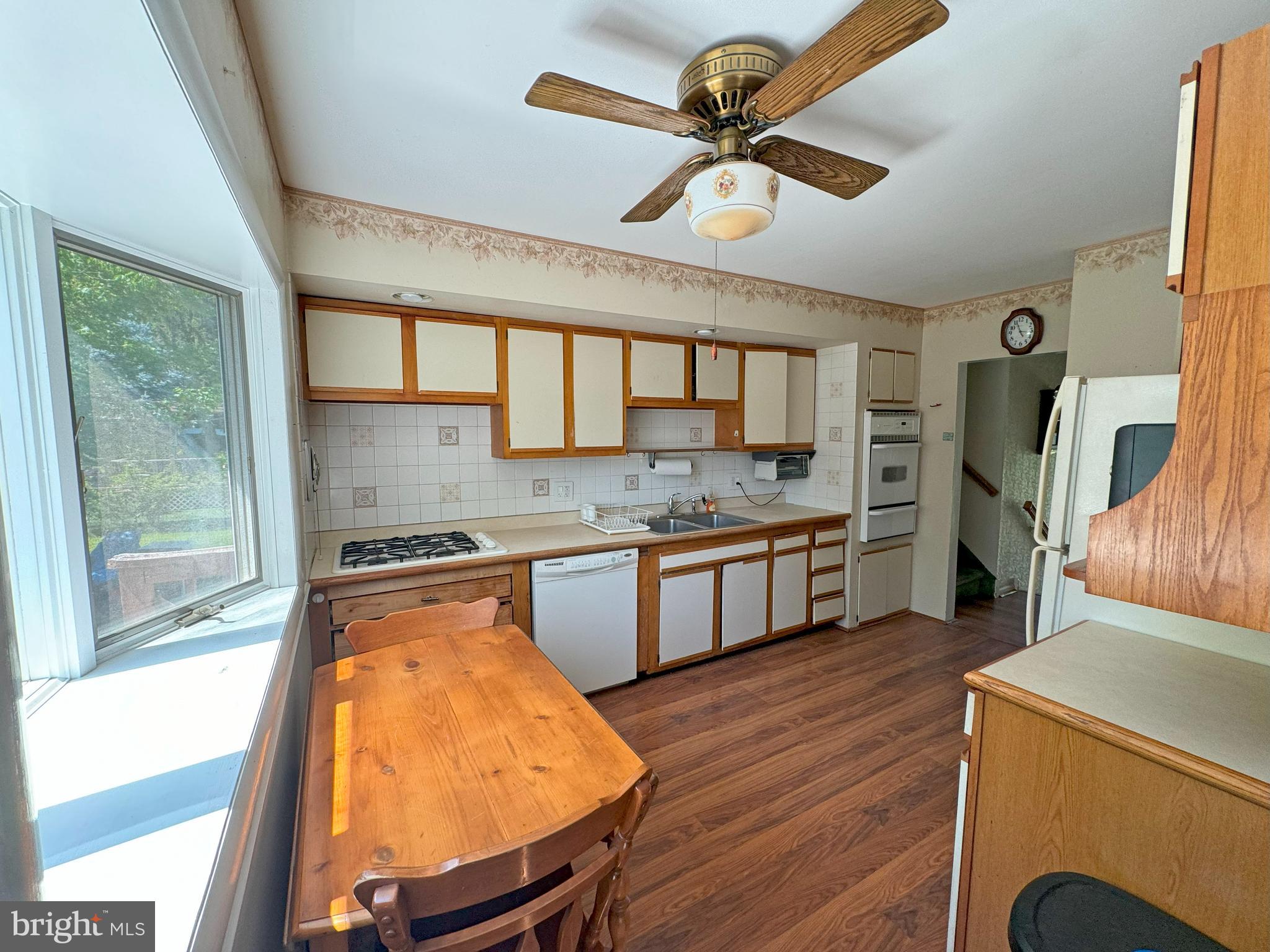 WILLOW FARMS - Residential