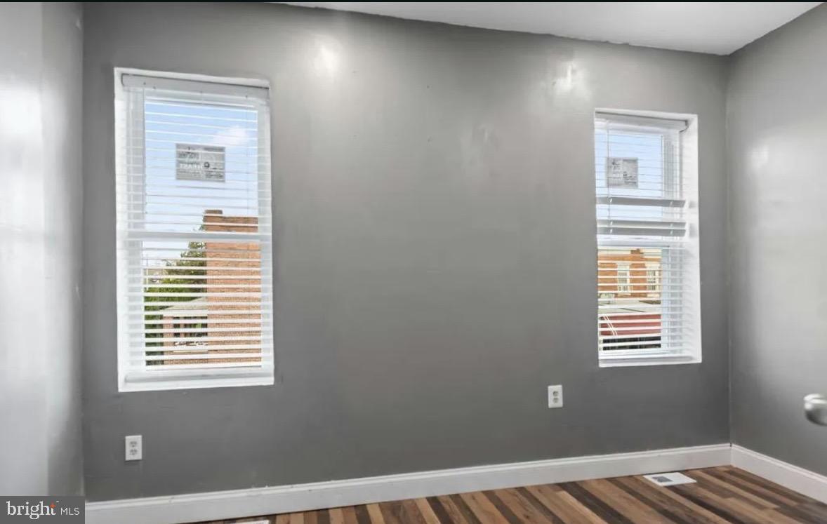 MONDAWMIN - Residential