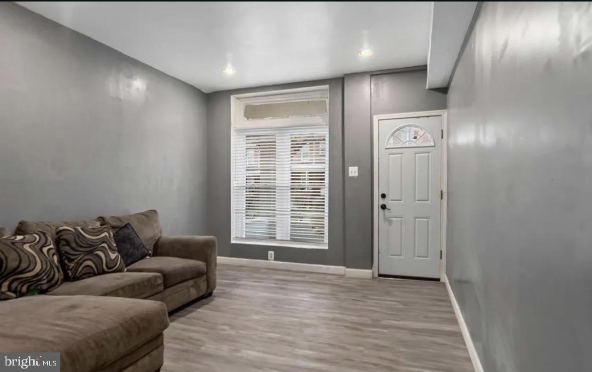 MONDAWMIN - Residential