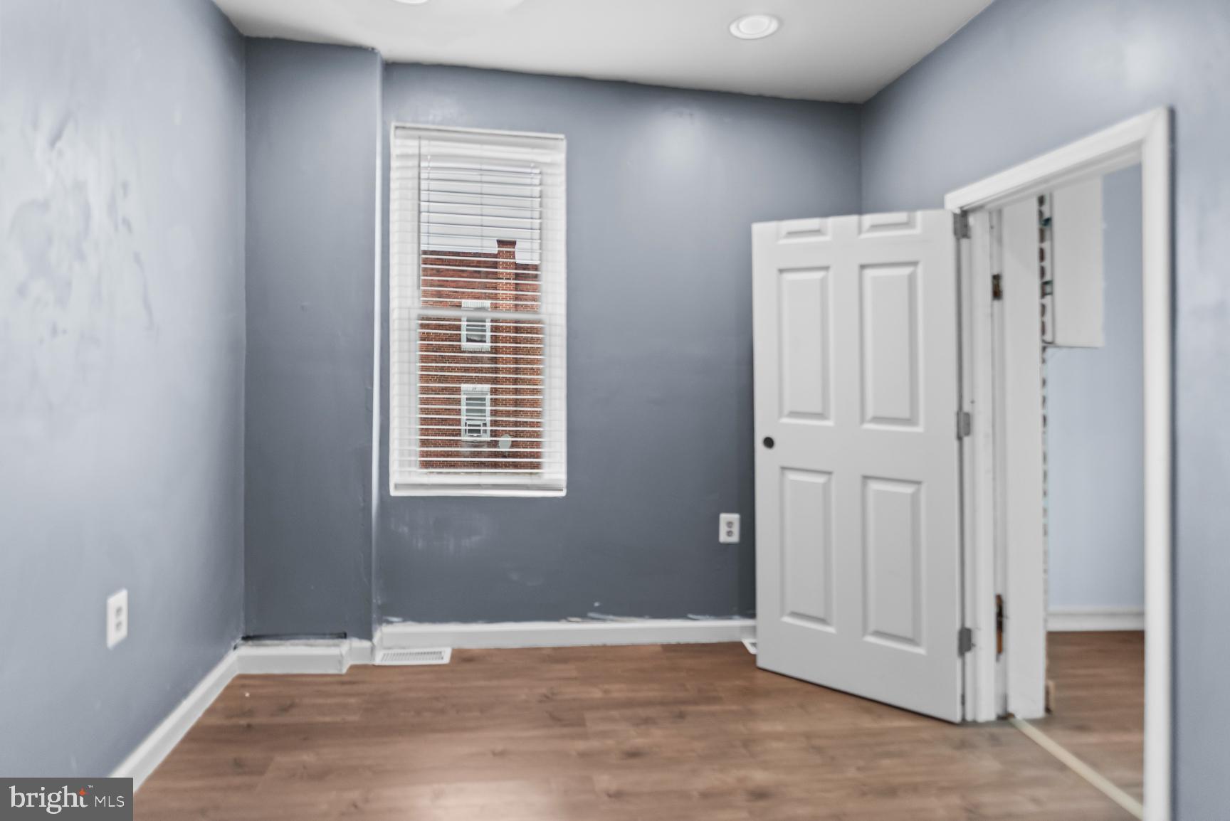 MONDAWMIN - Residential