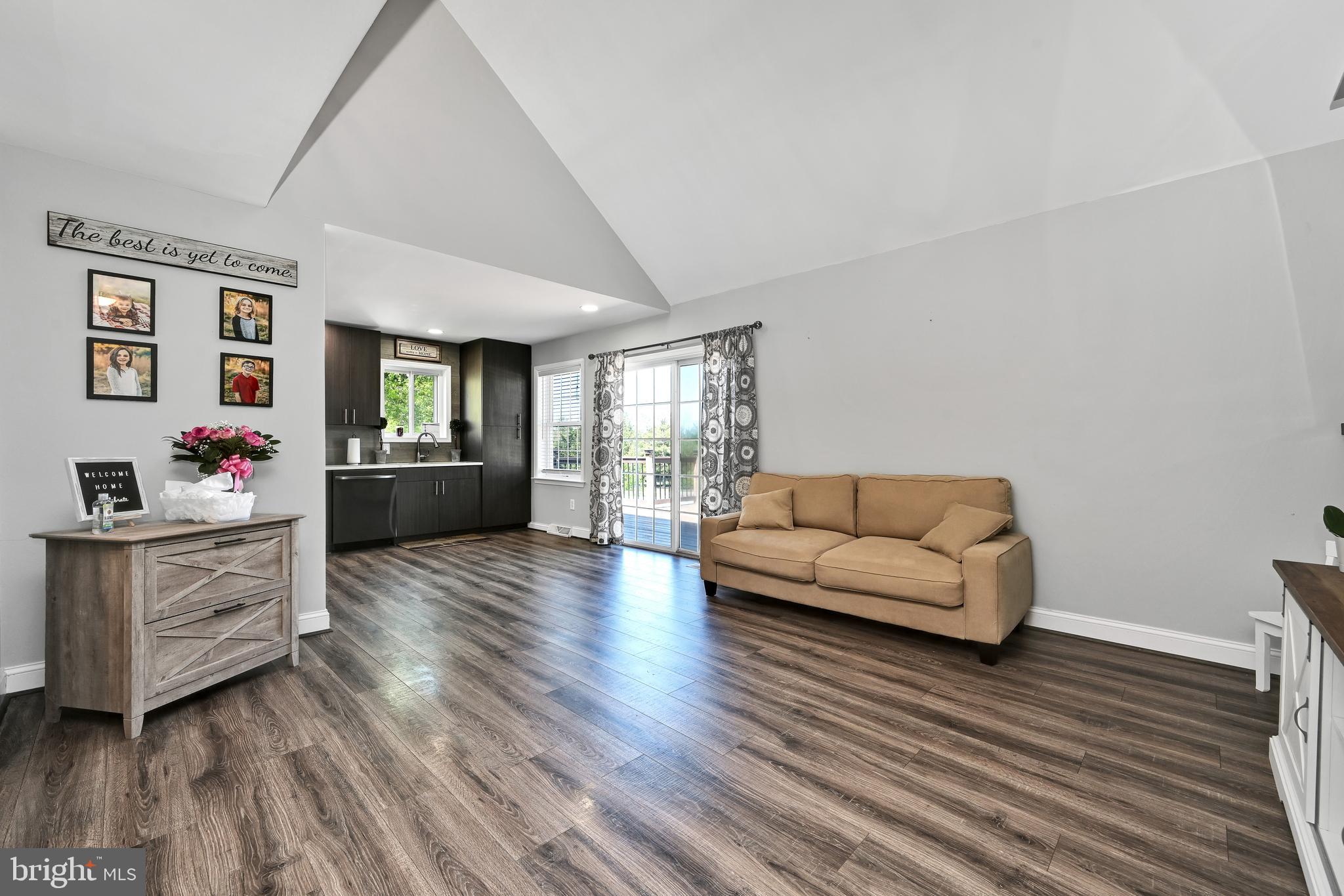 ASHCOMBE FARMS - Residential