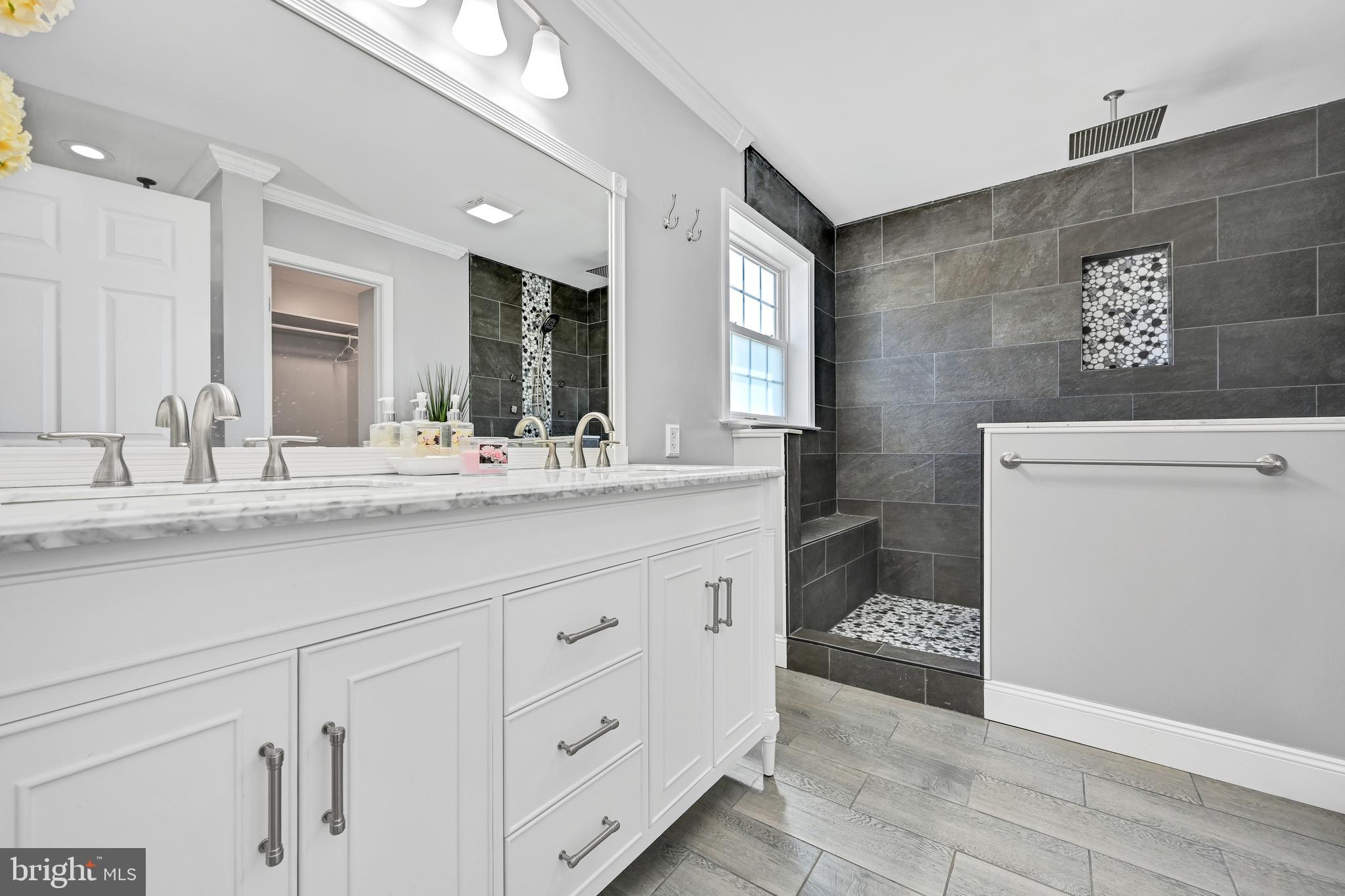 ASHCOMBE FARMS - Residential