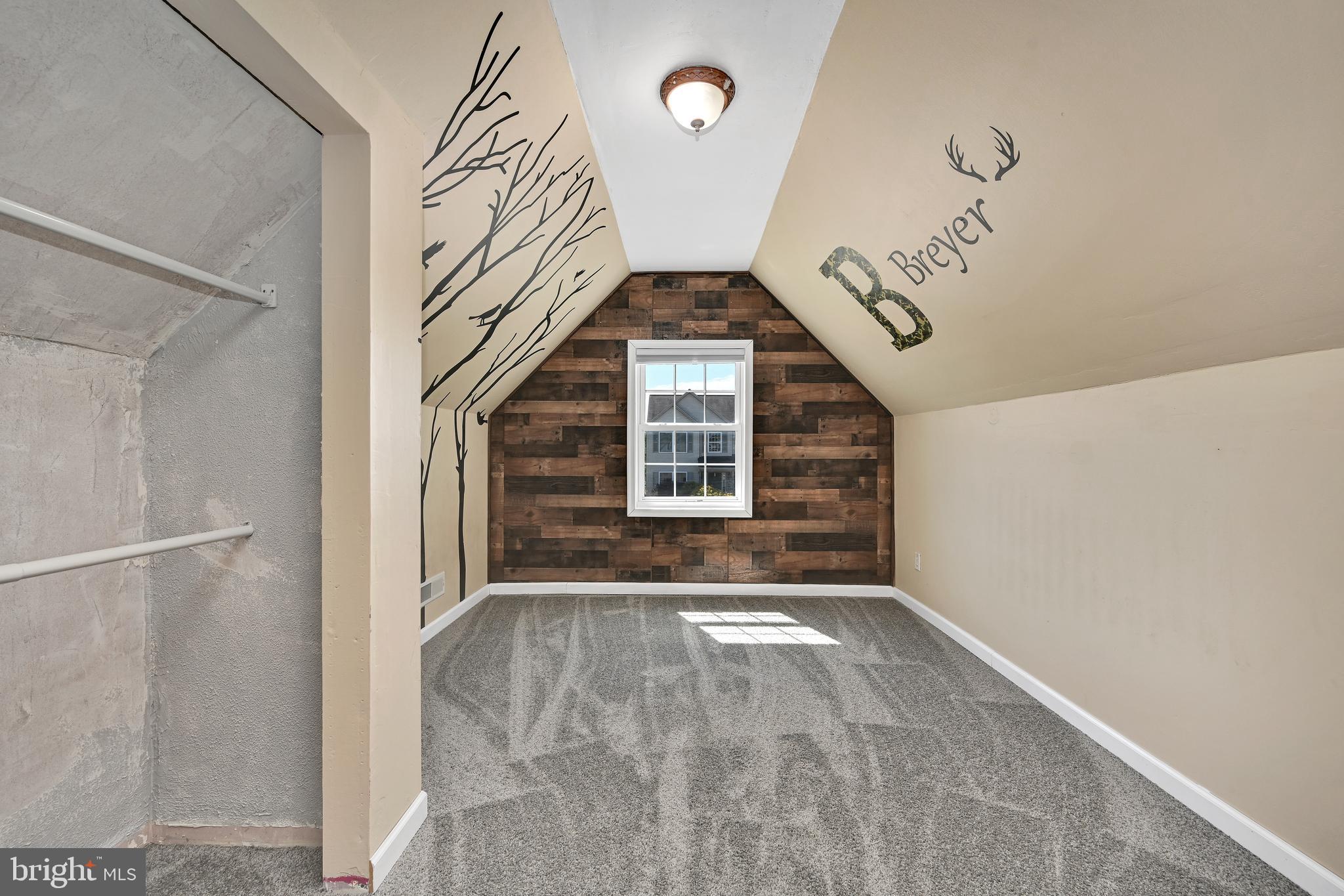 ASHCOMBE FARMS - Residential