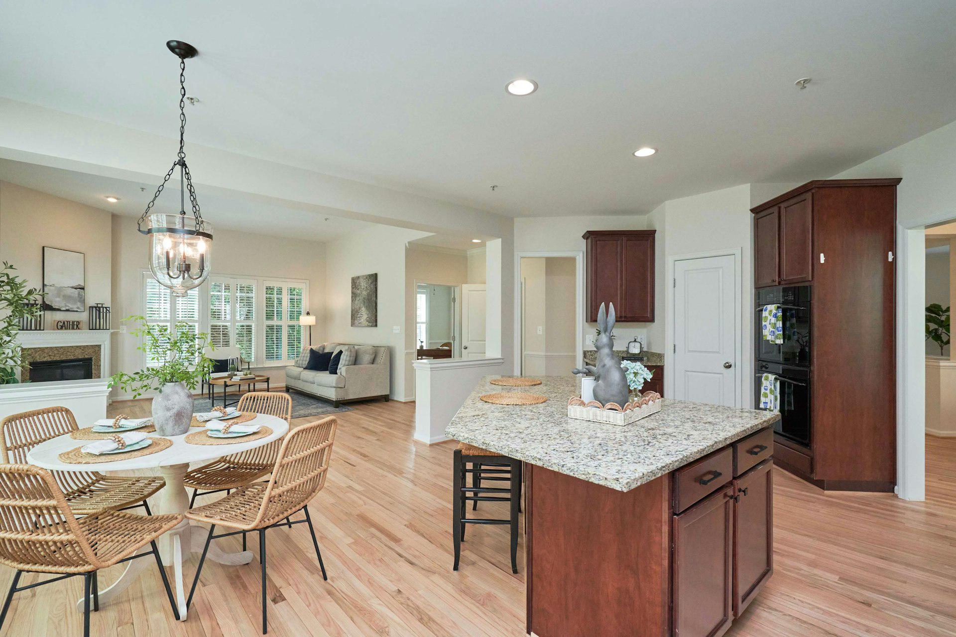 SARANAC - Residential