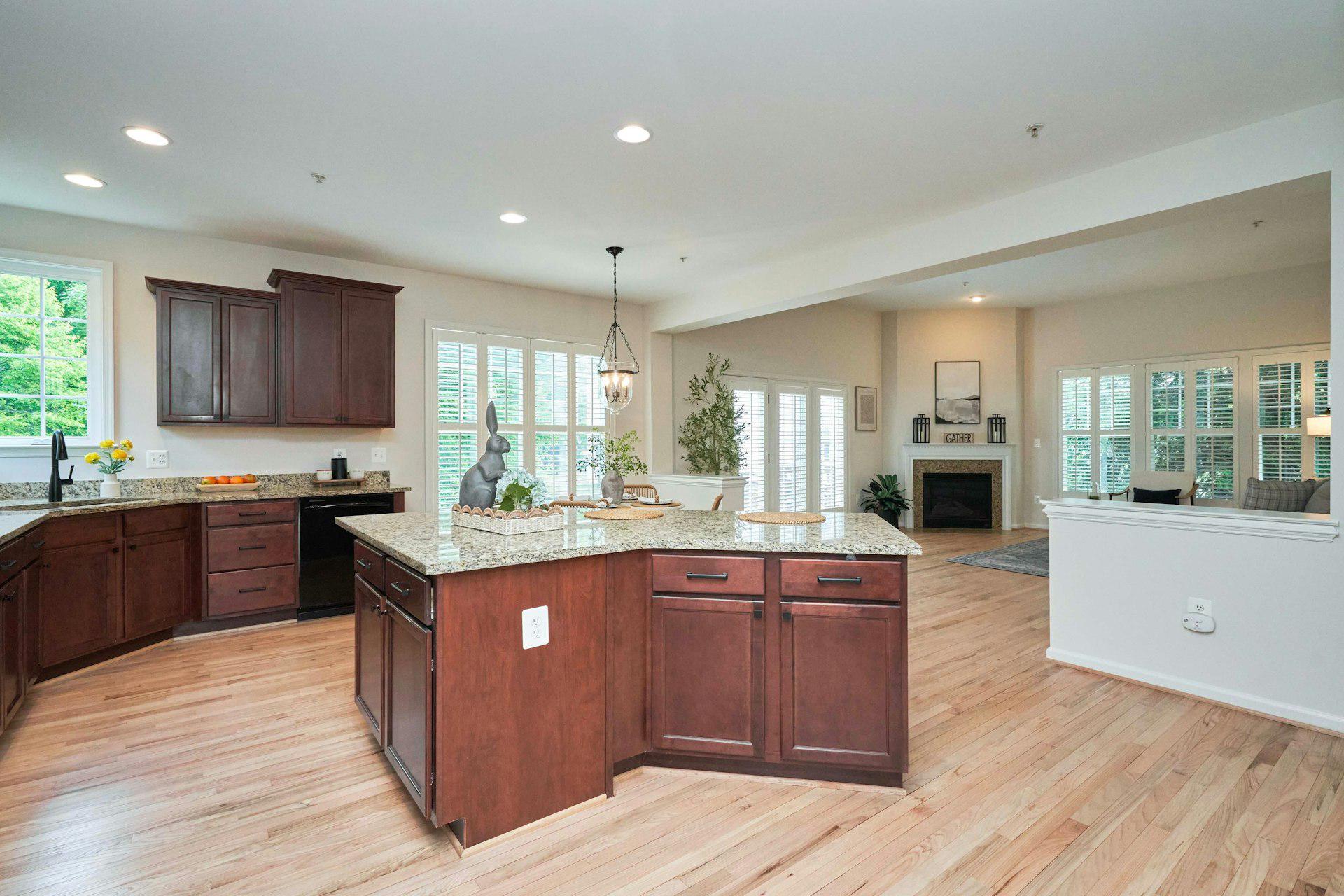 SARANAC - Residential