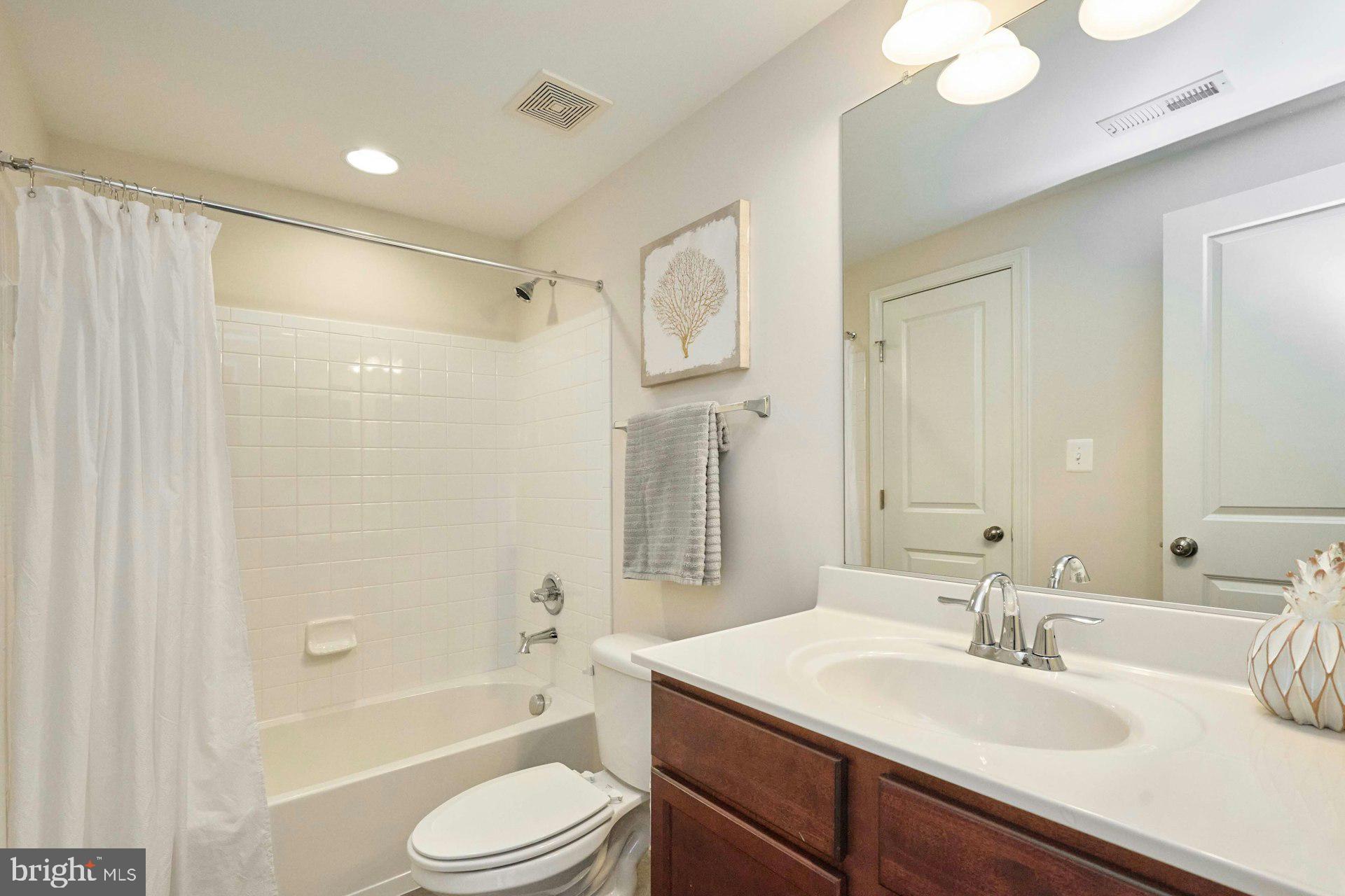 SARANAC - Residential