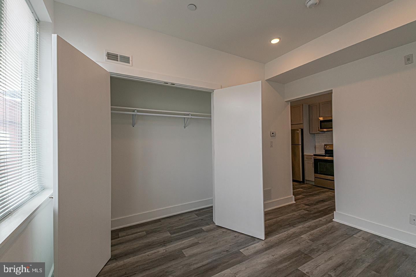 1245 RIDGE AVENUE UNIT 301