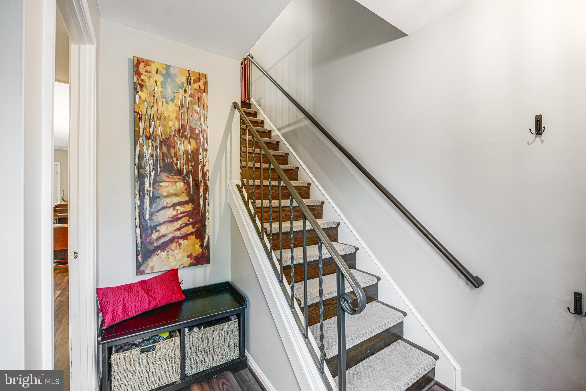 LONDON TOWNE - Residential