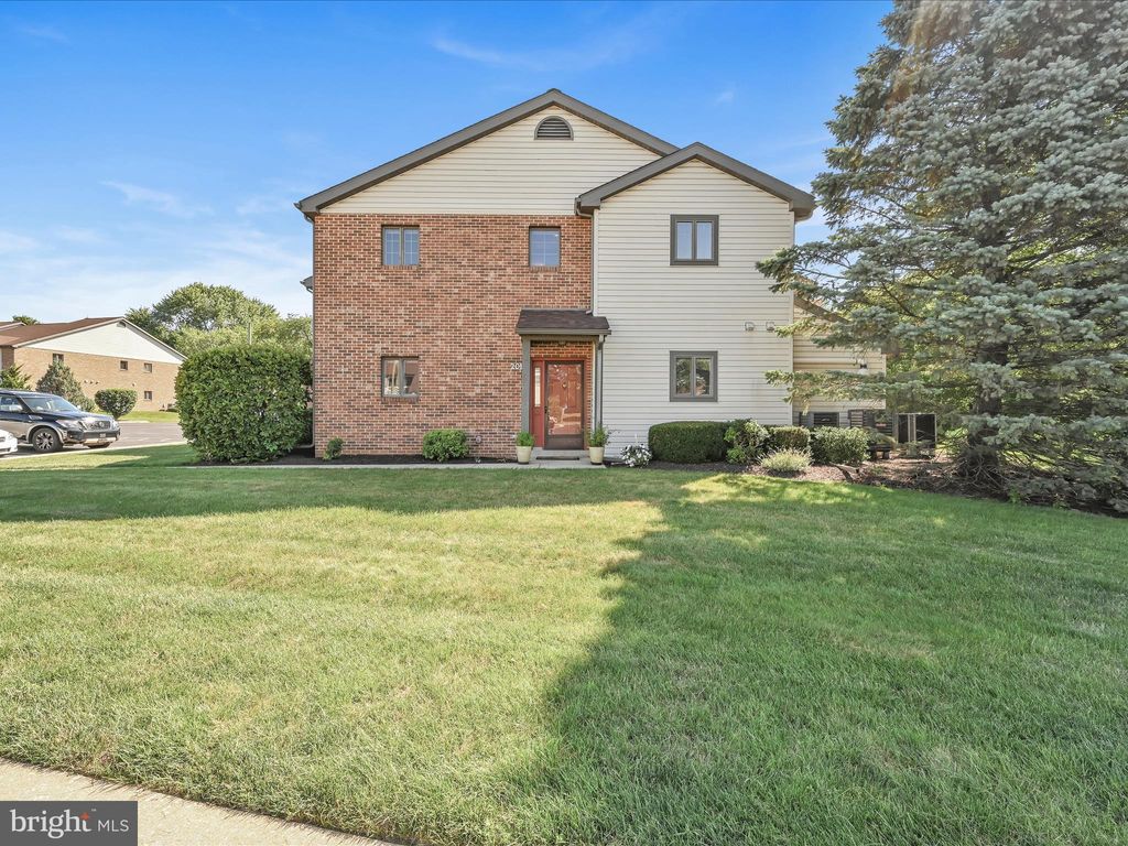 Photo of 201 BLACK OAK DR, LANCASTER, PA 17602 (MLS # PALA2037834)