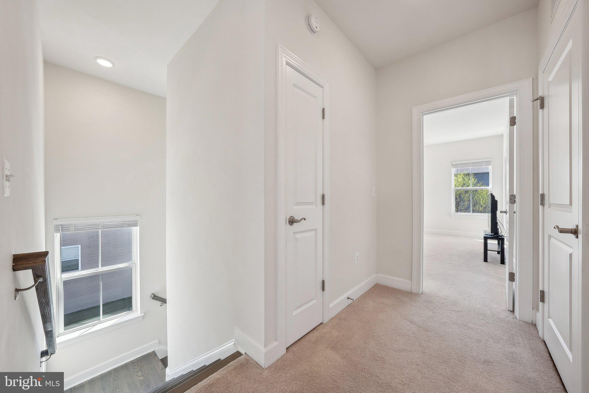 BRADLEY SQUARE - Residential