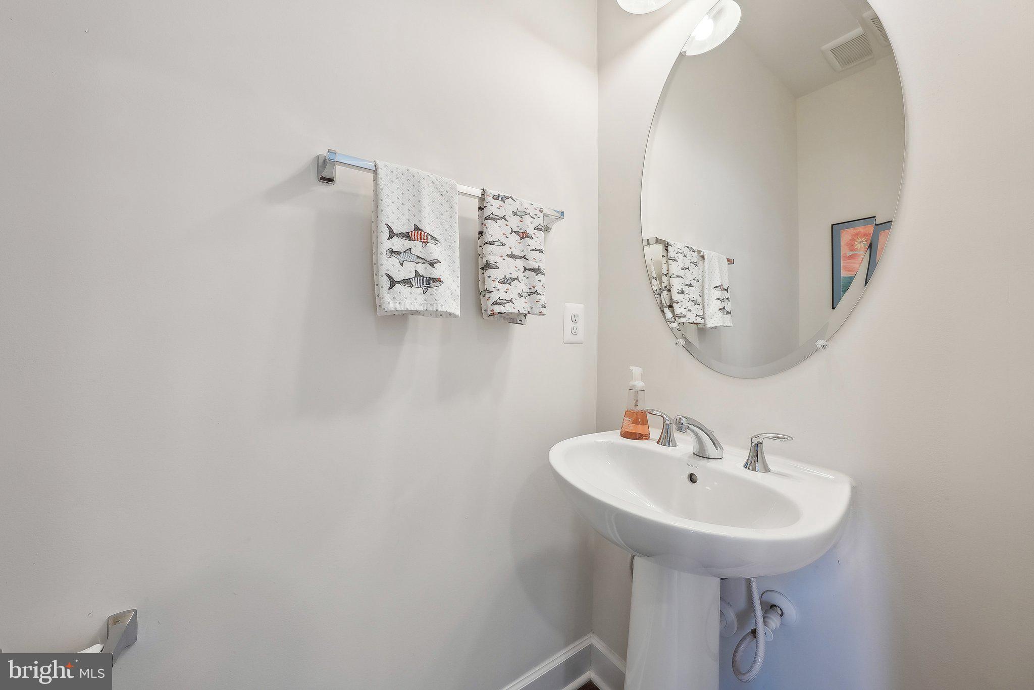 BRADLEY SQUARE - Residential