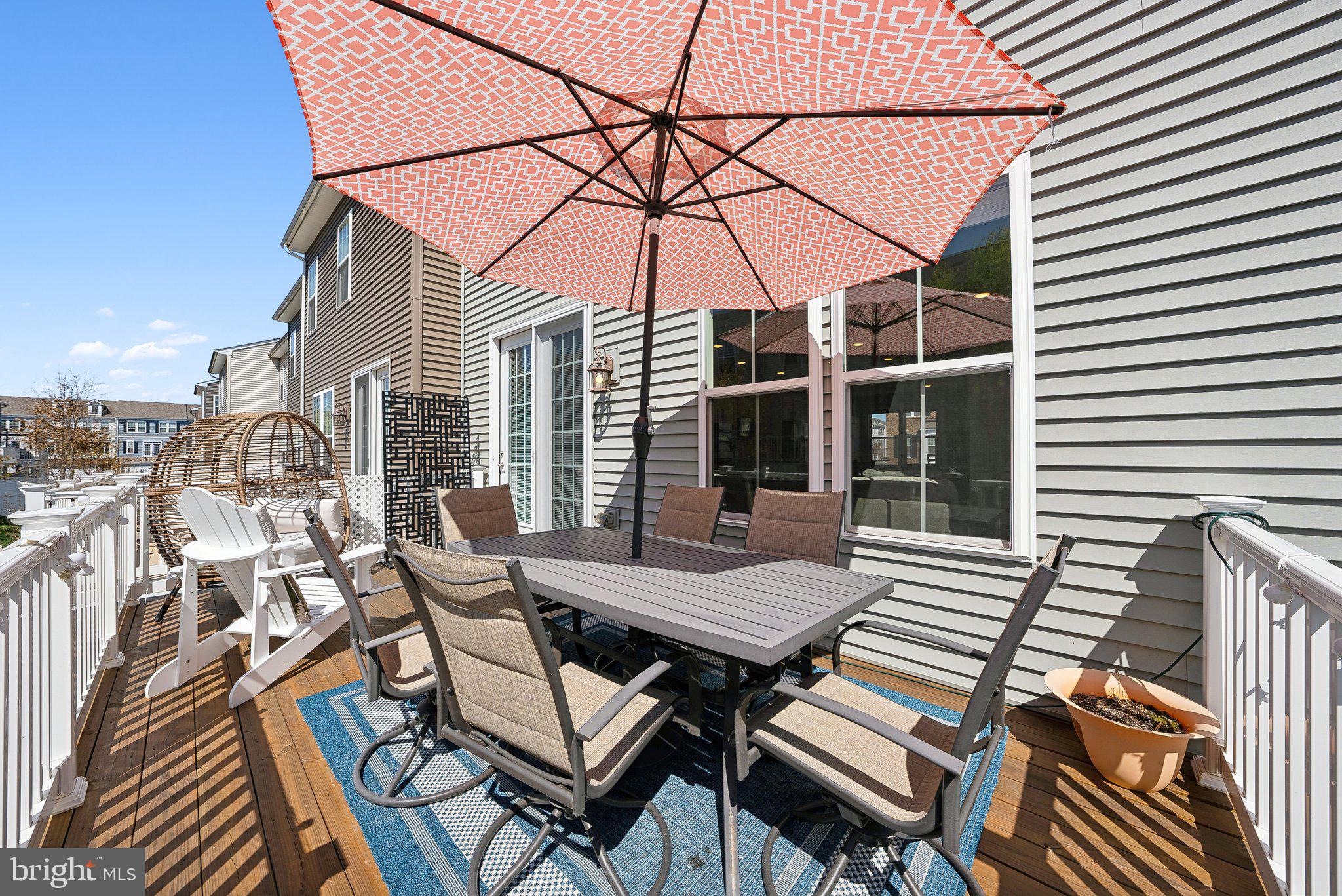 BRADLEY SQUARE - Residential