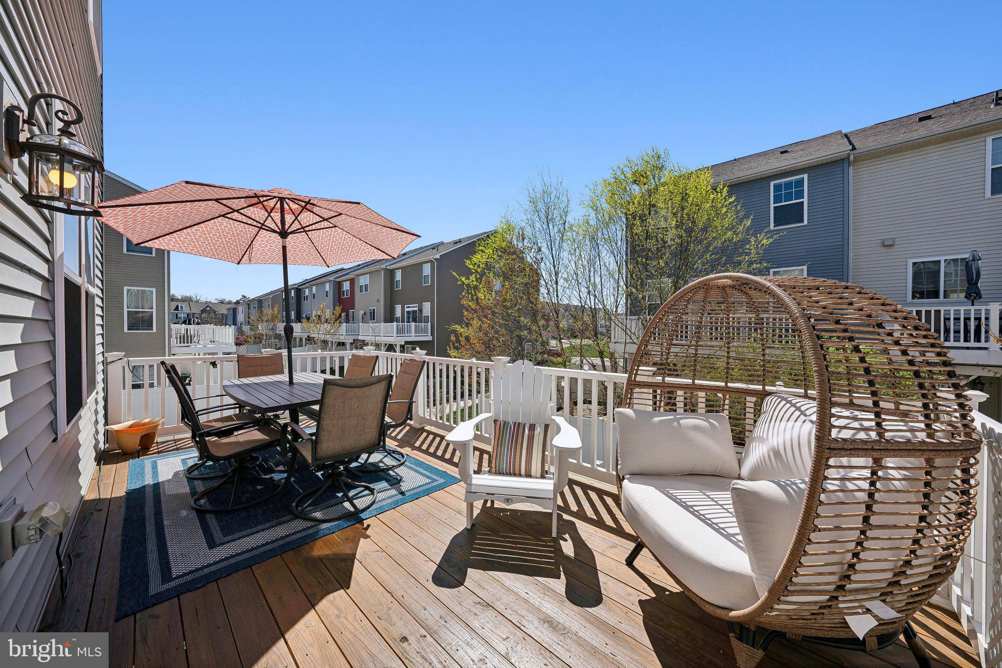 BRADLEY SQUARE - Residential