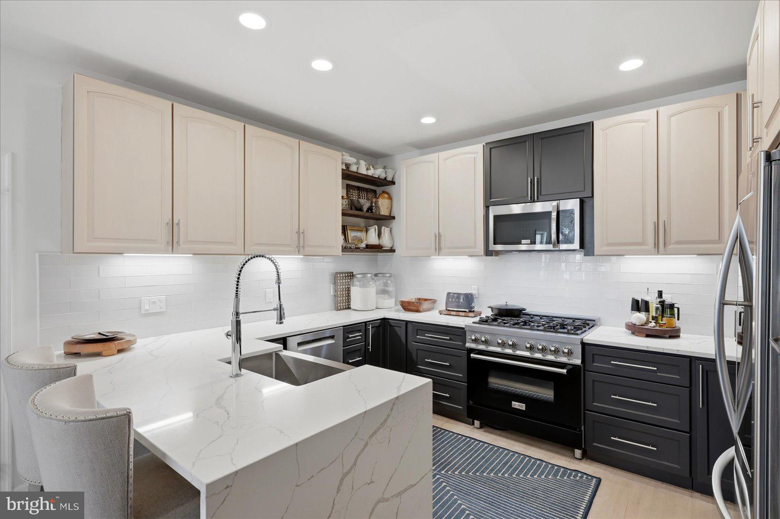 RED CEDAR MIDDLE VILLAGE - Residential