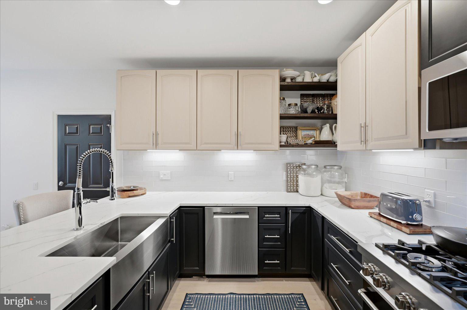 RED CEDAR MIDDLE VILLAGE - Residential