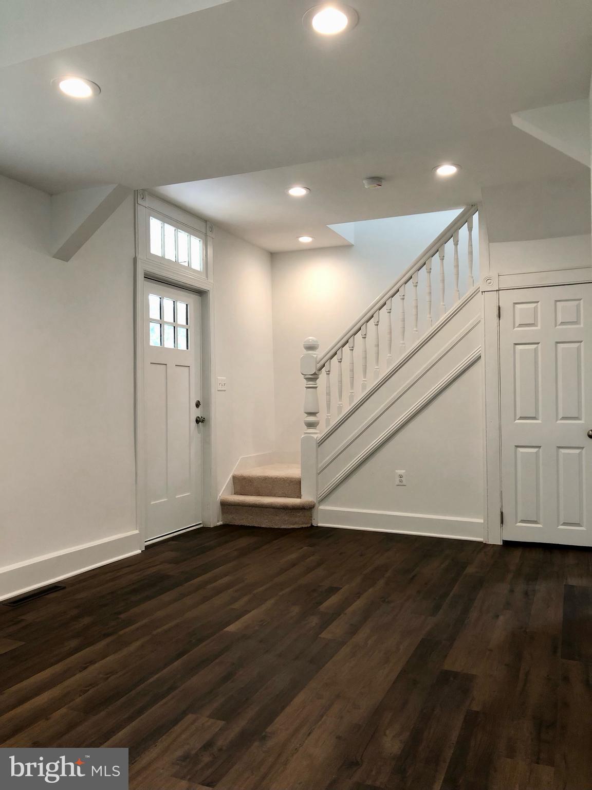 BRUNSWICK - Residential