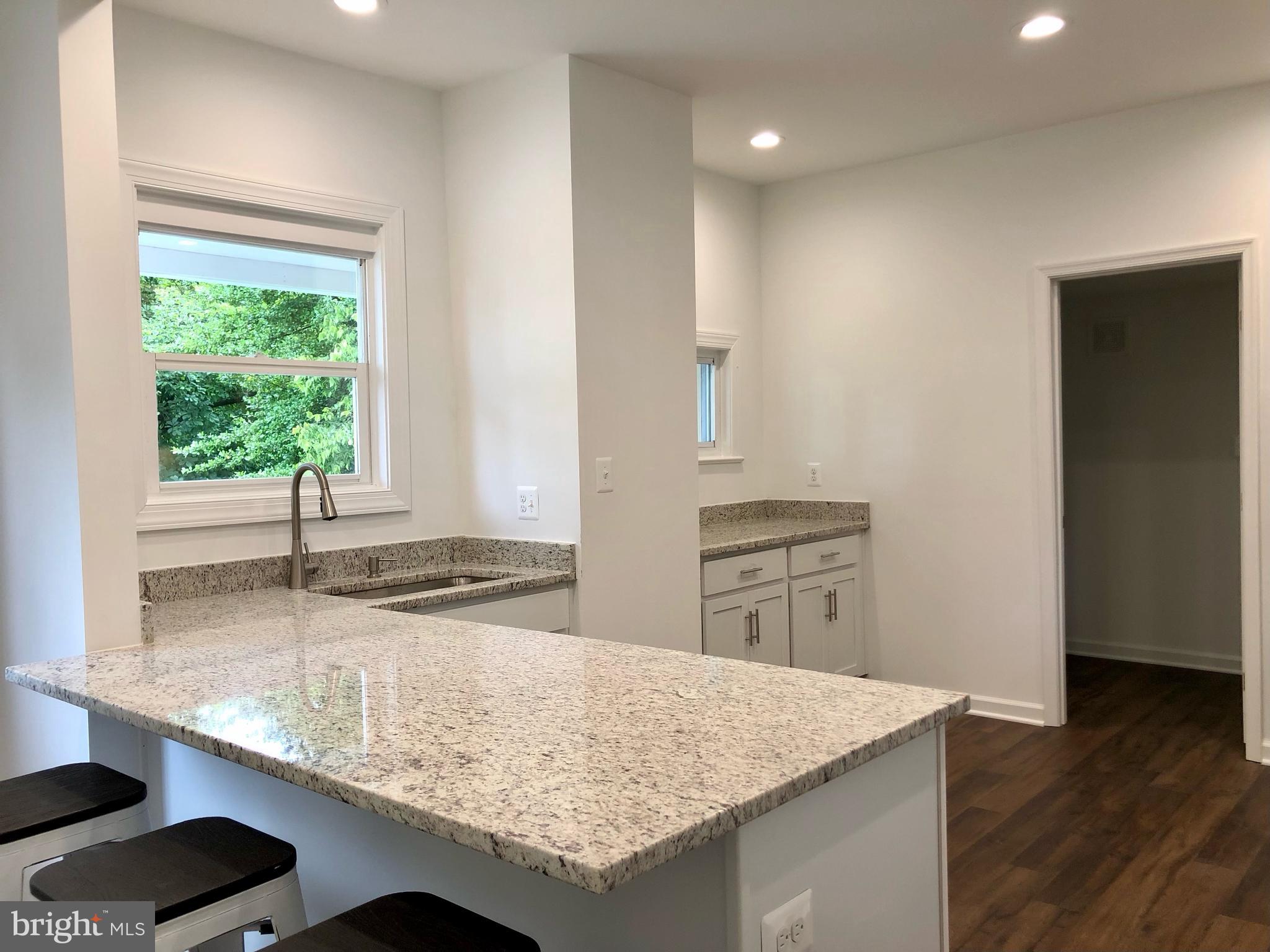 BRUNSWICK - Residential