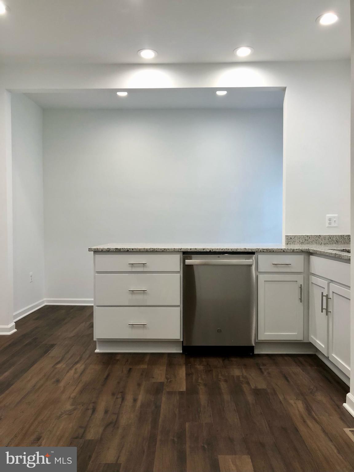 BRUNSWICK - Residential