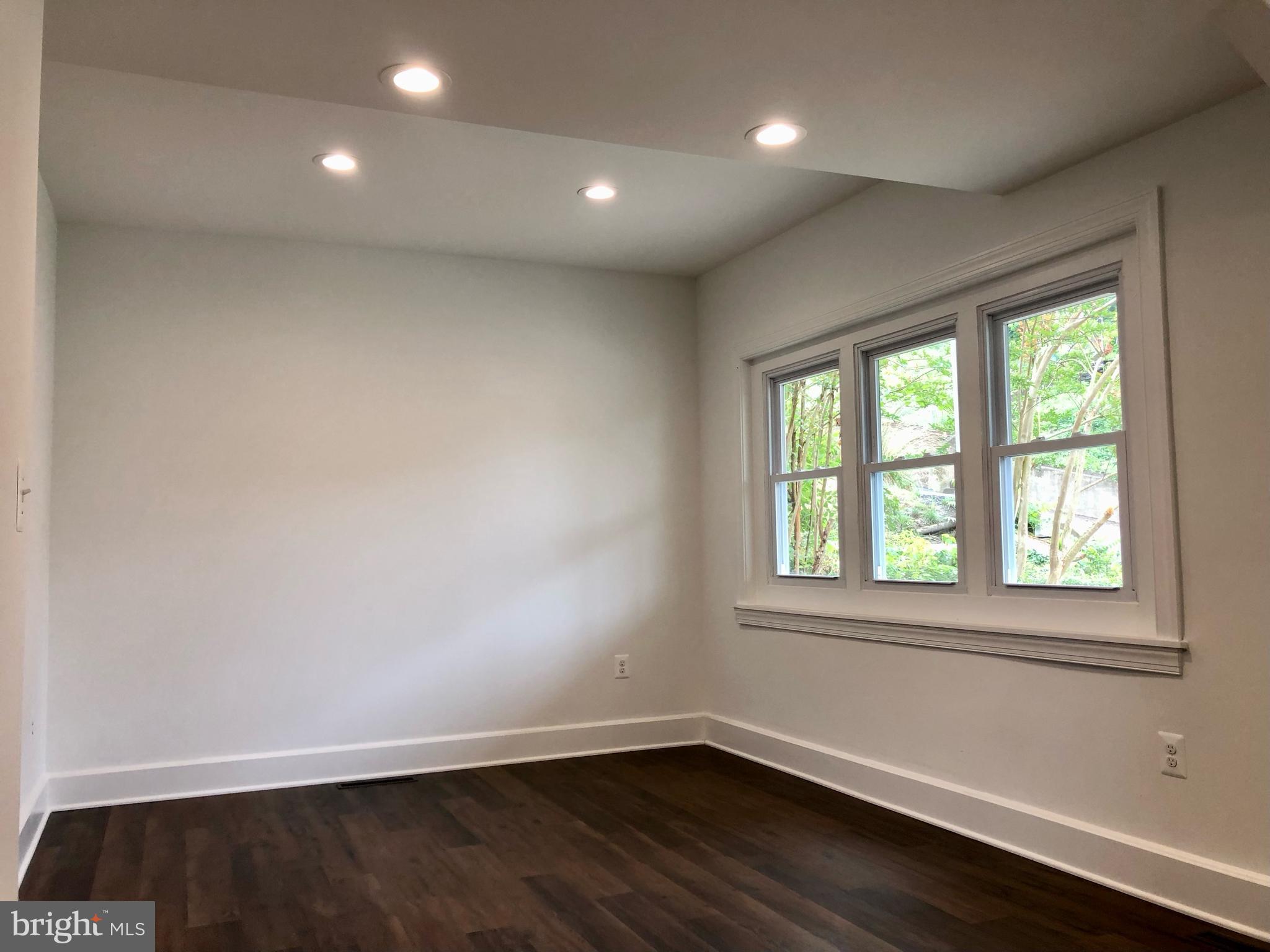 BRUNSWICK - Residential