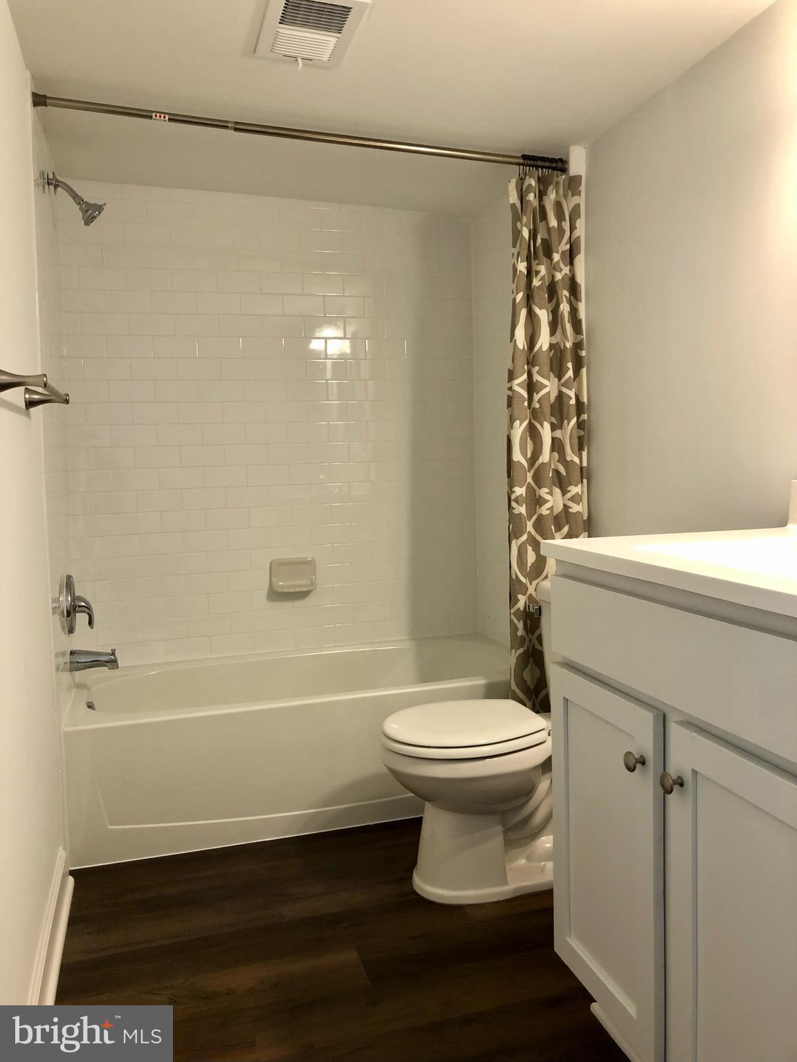 BRUNSWICK - Residential