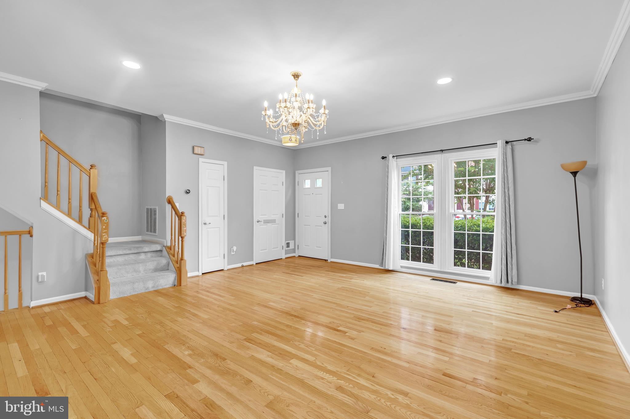 6880 RIDGE WATER COURT