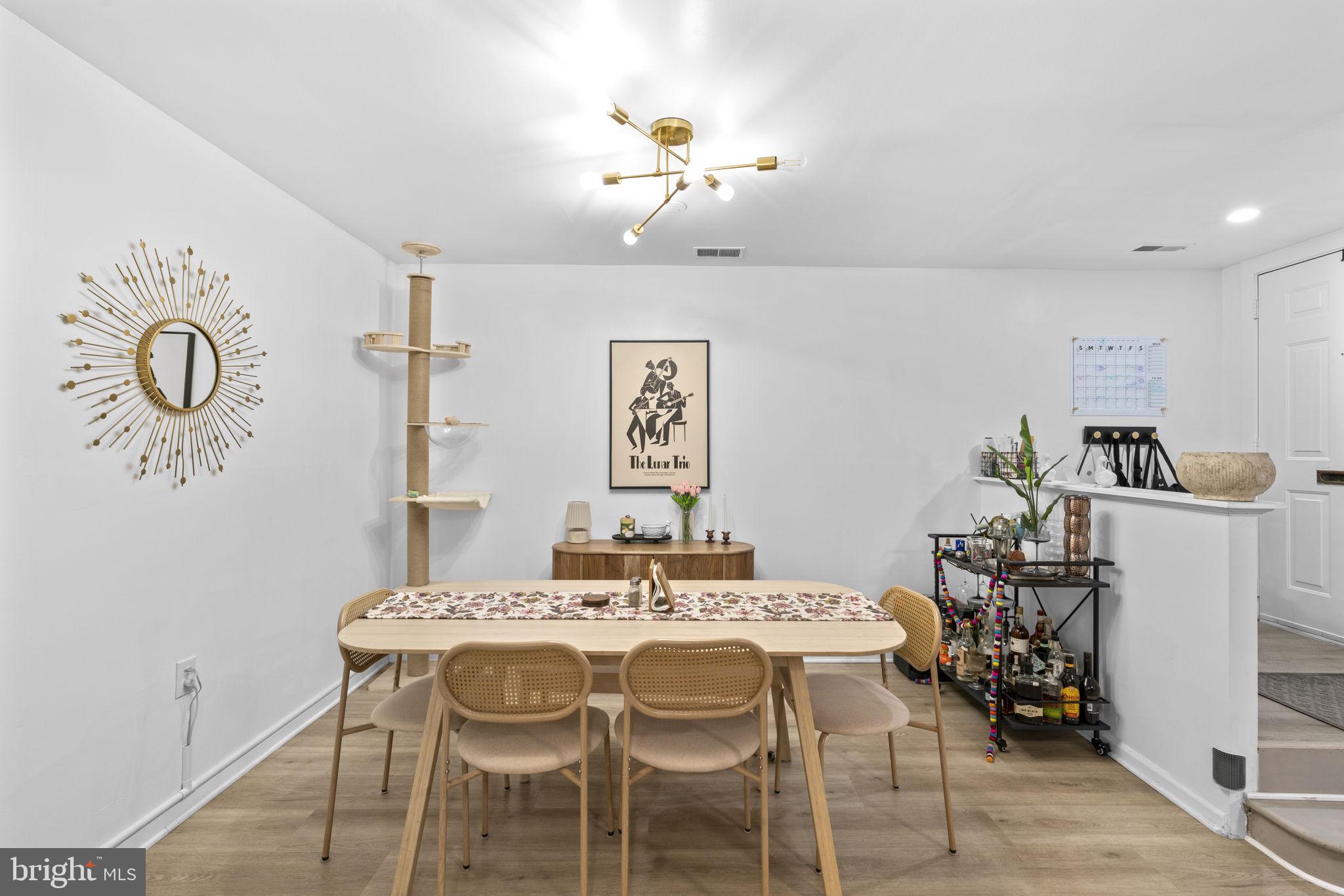 HARBOR WAY - Residential