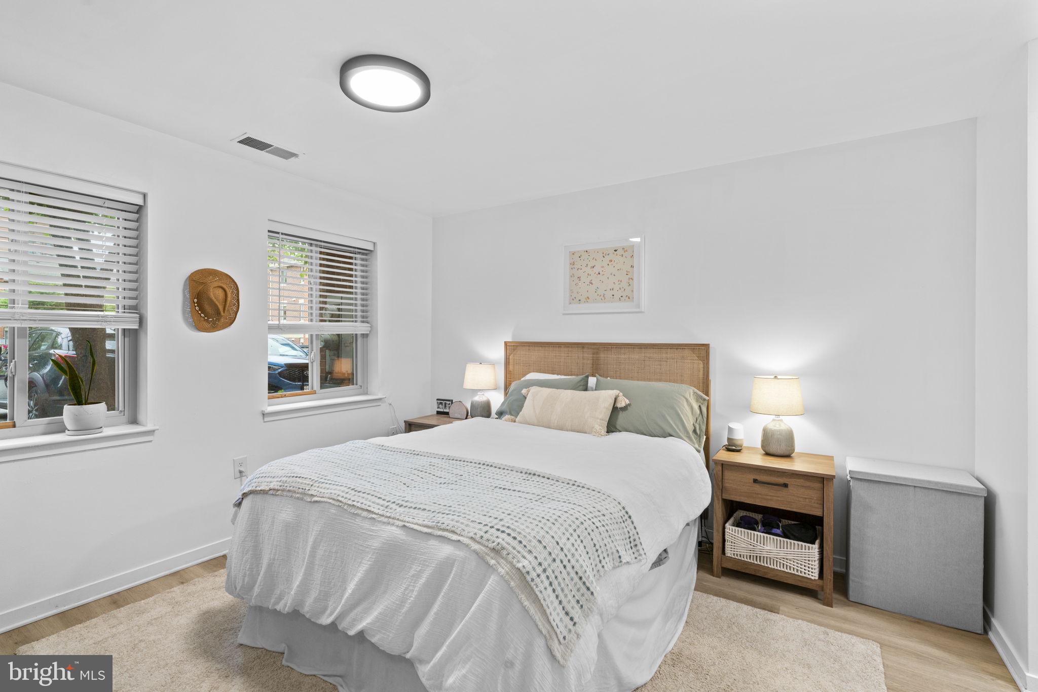 HARBOR WAY - Residential