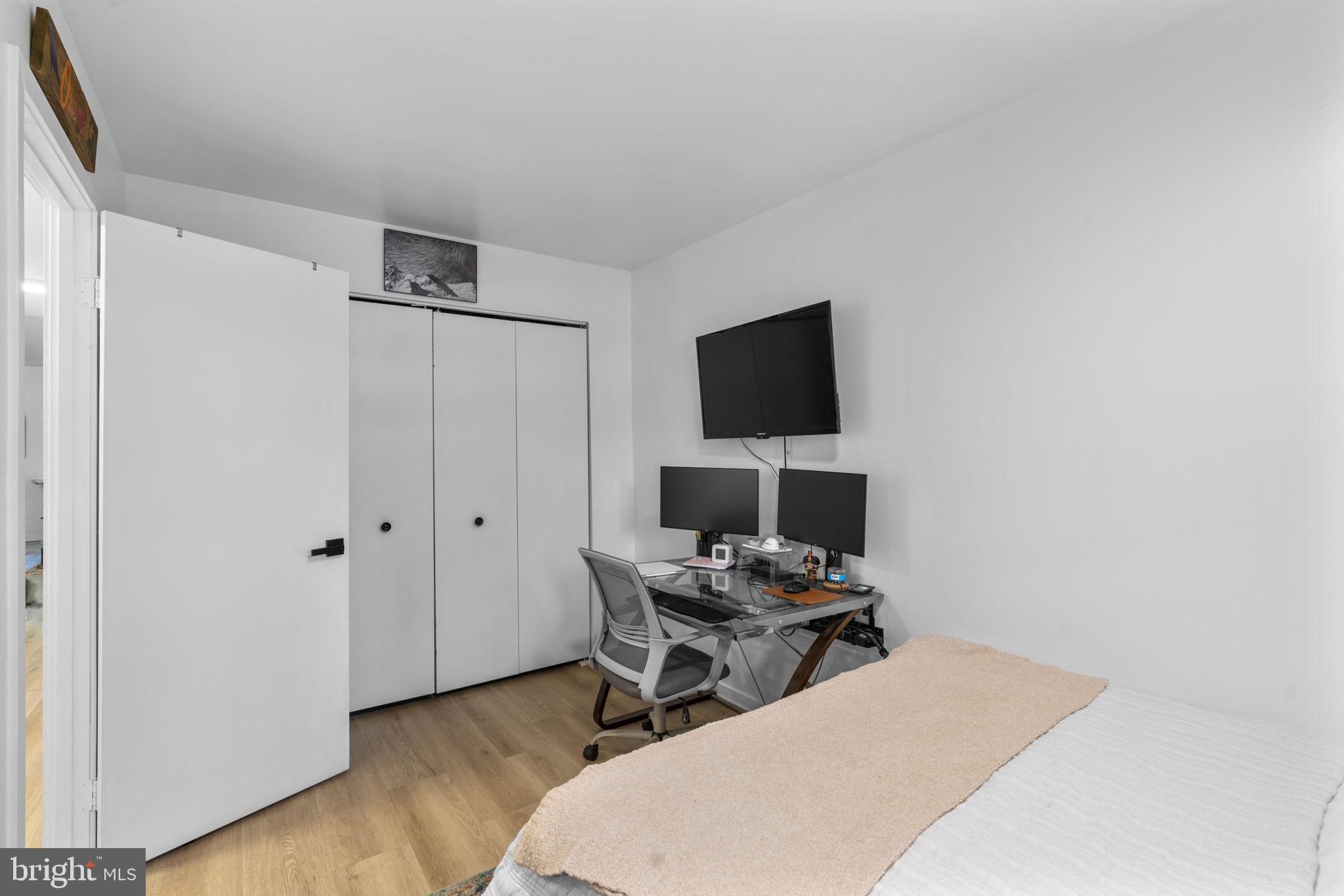 HARBOR WAY - Residential