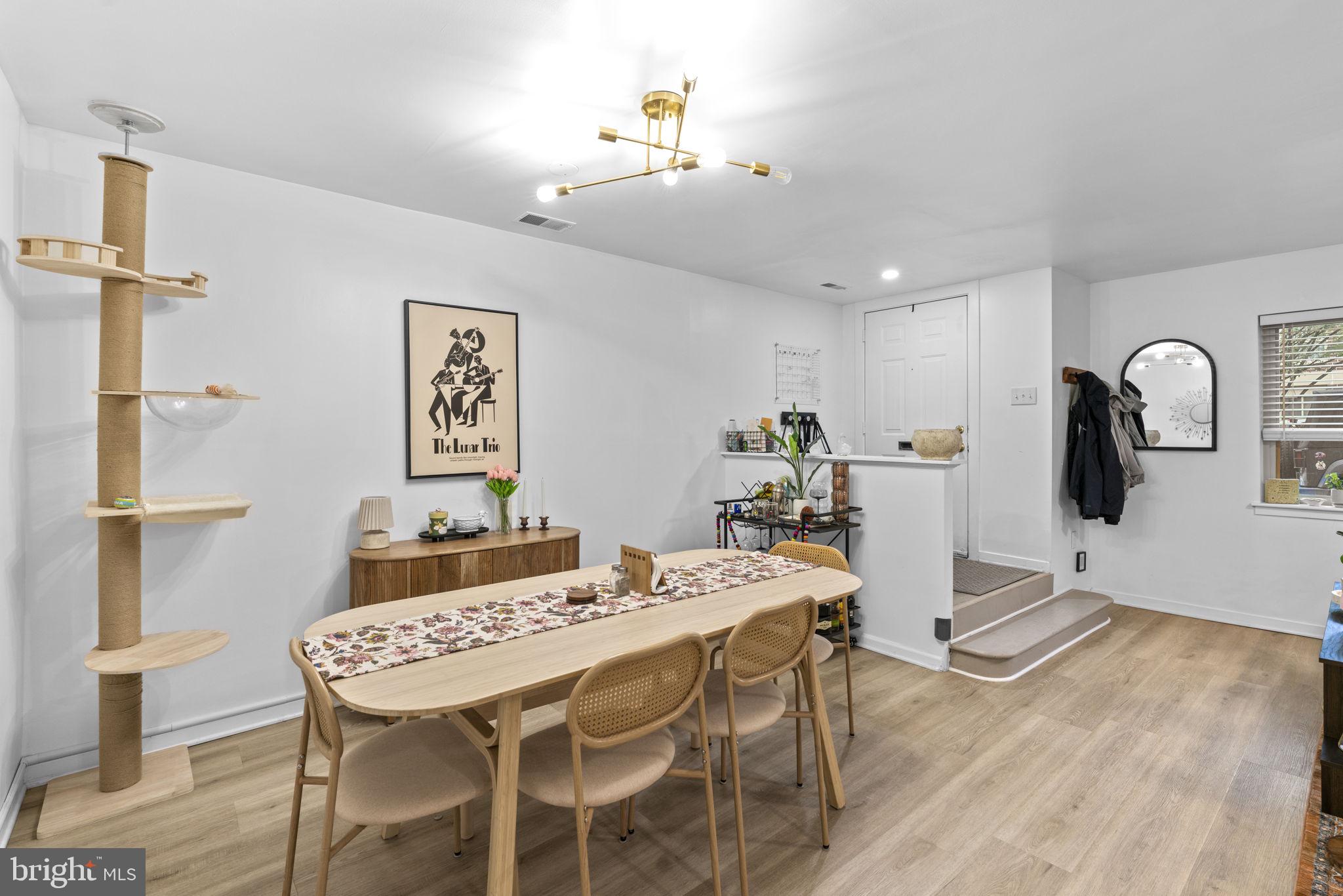 HARBOR WAY - Residential